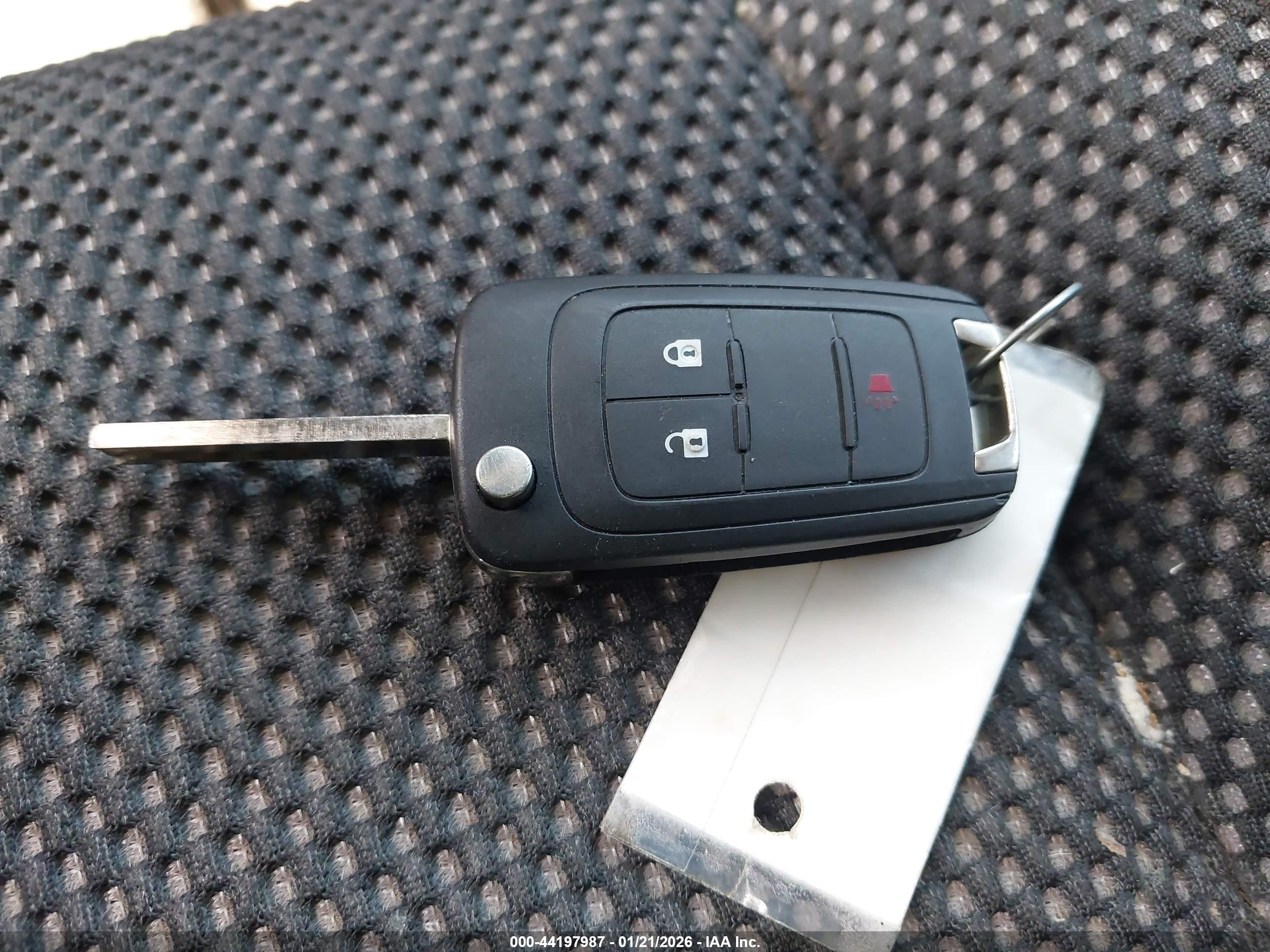 CHEVROLET EQUINOX image 11