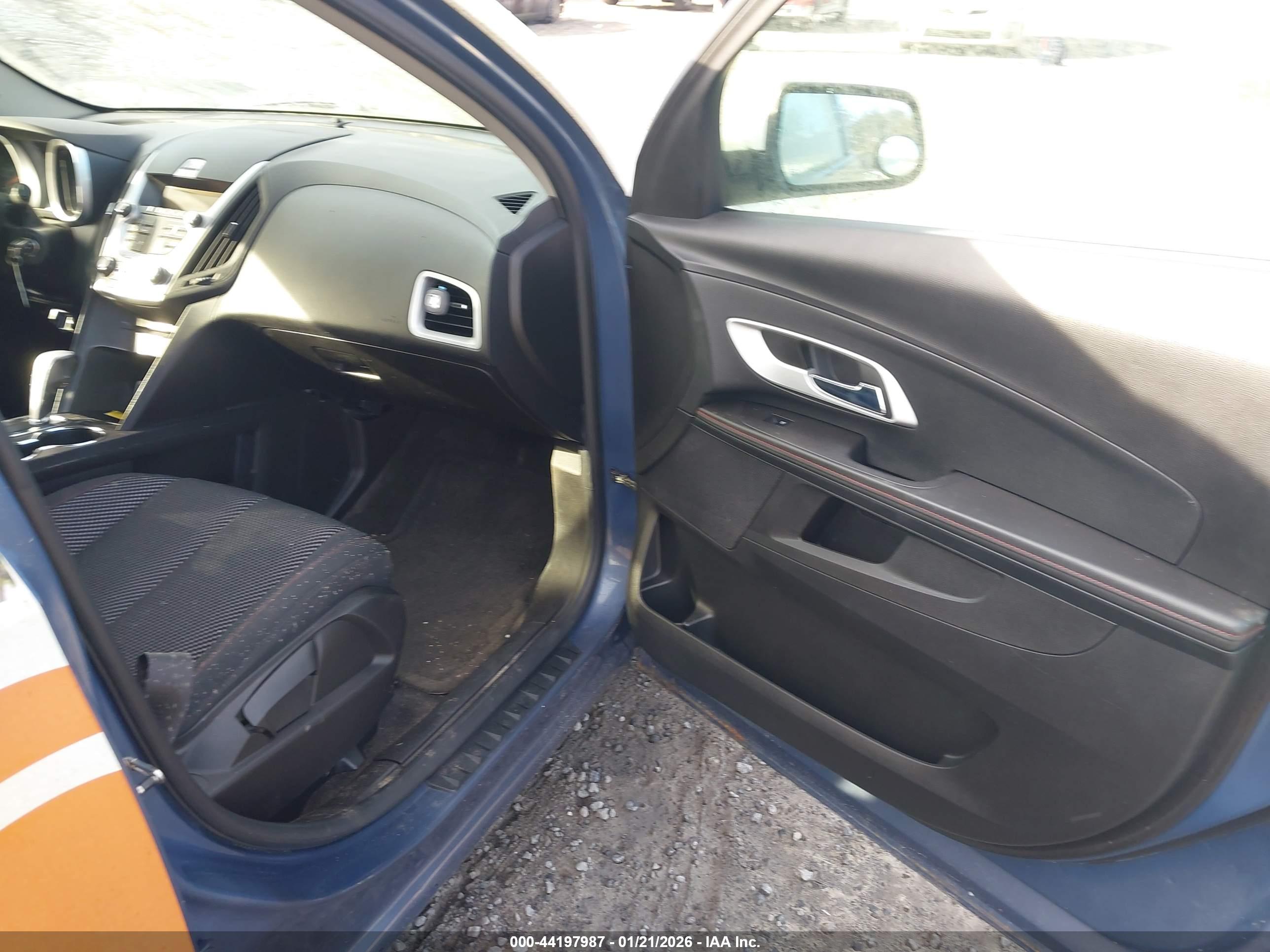 CHEVROLET EQUINOX image 5