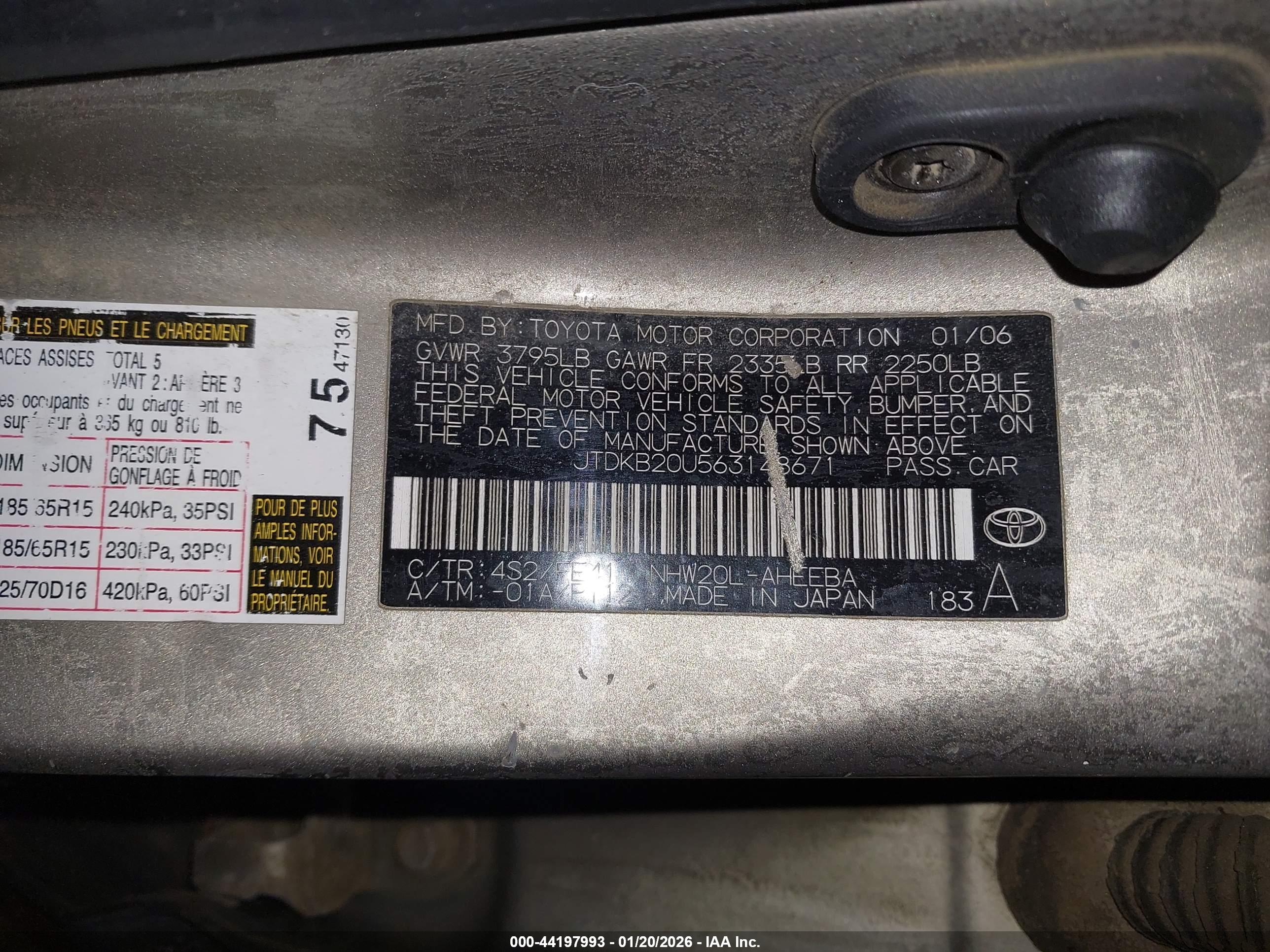 TOYOTA PRIUS image 9