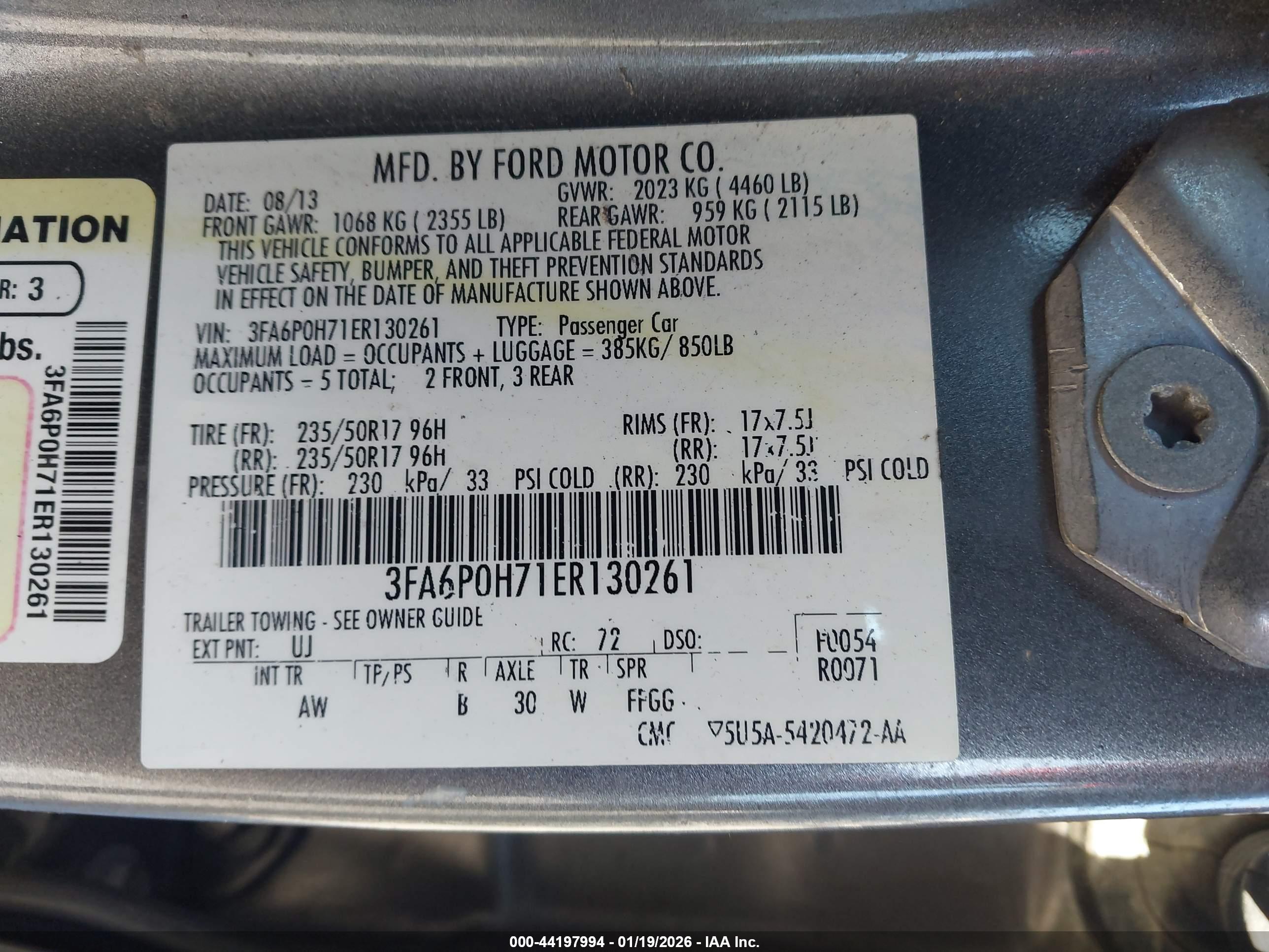 FORD FUSION image 9