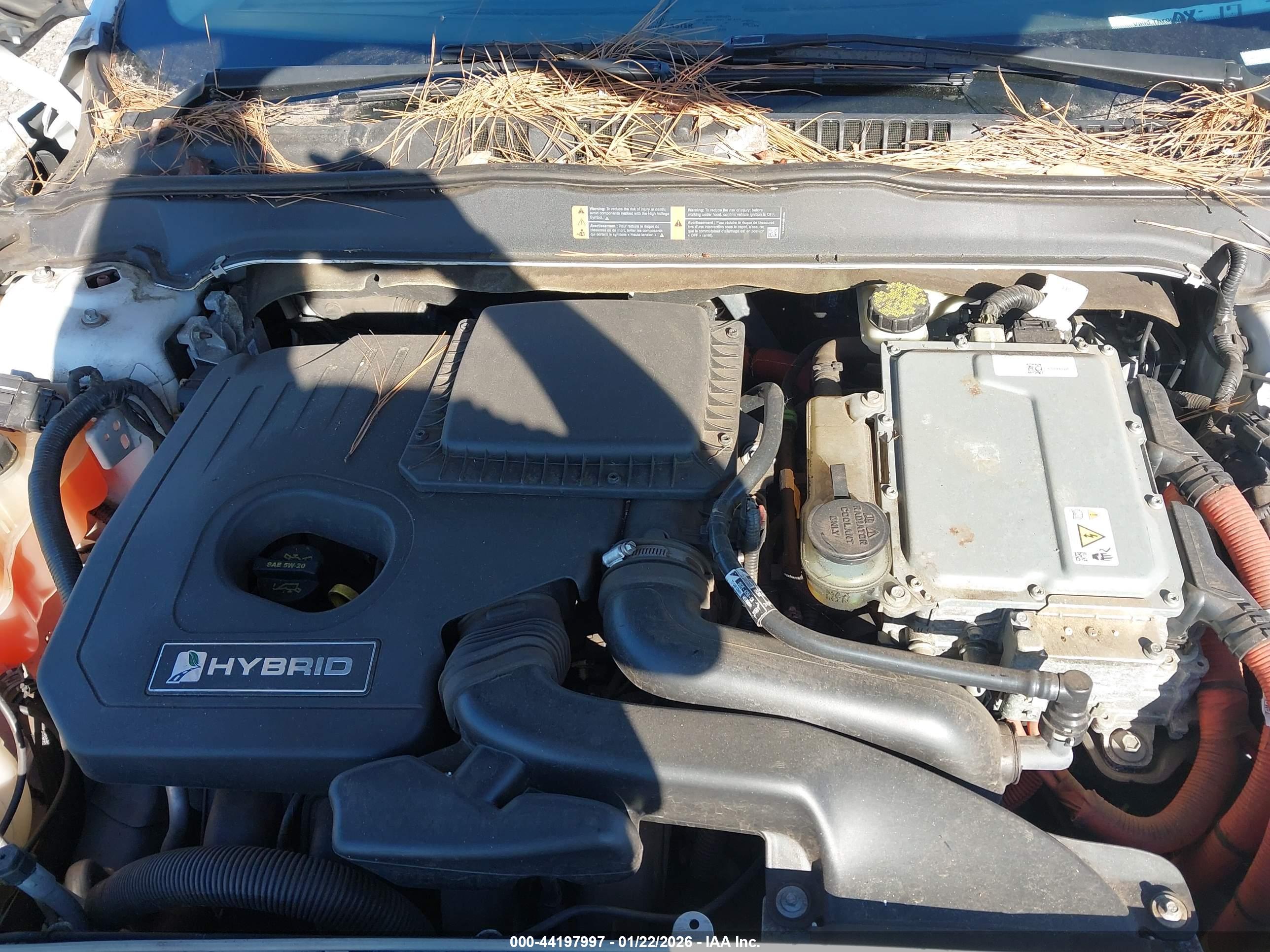 FORD FUSION image 10