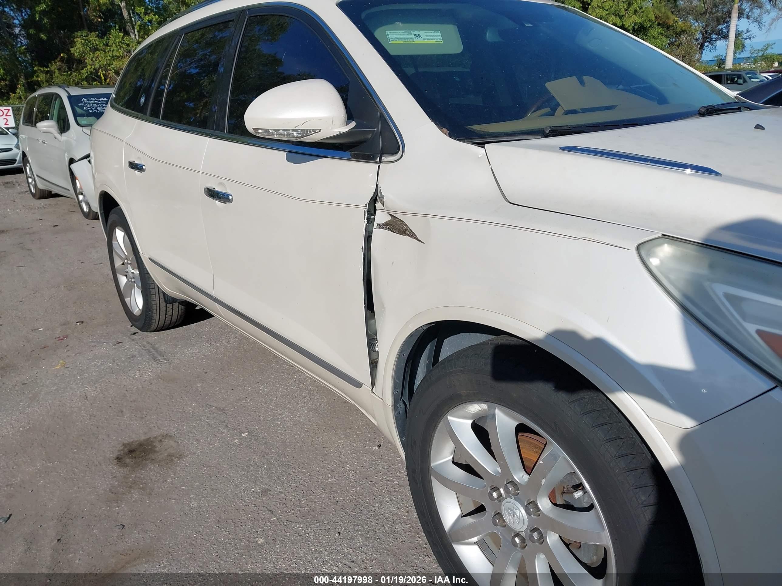 BUICK ENCLAVE image 6