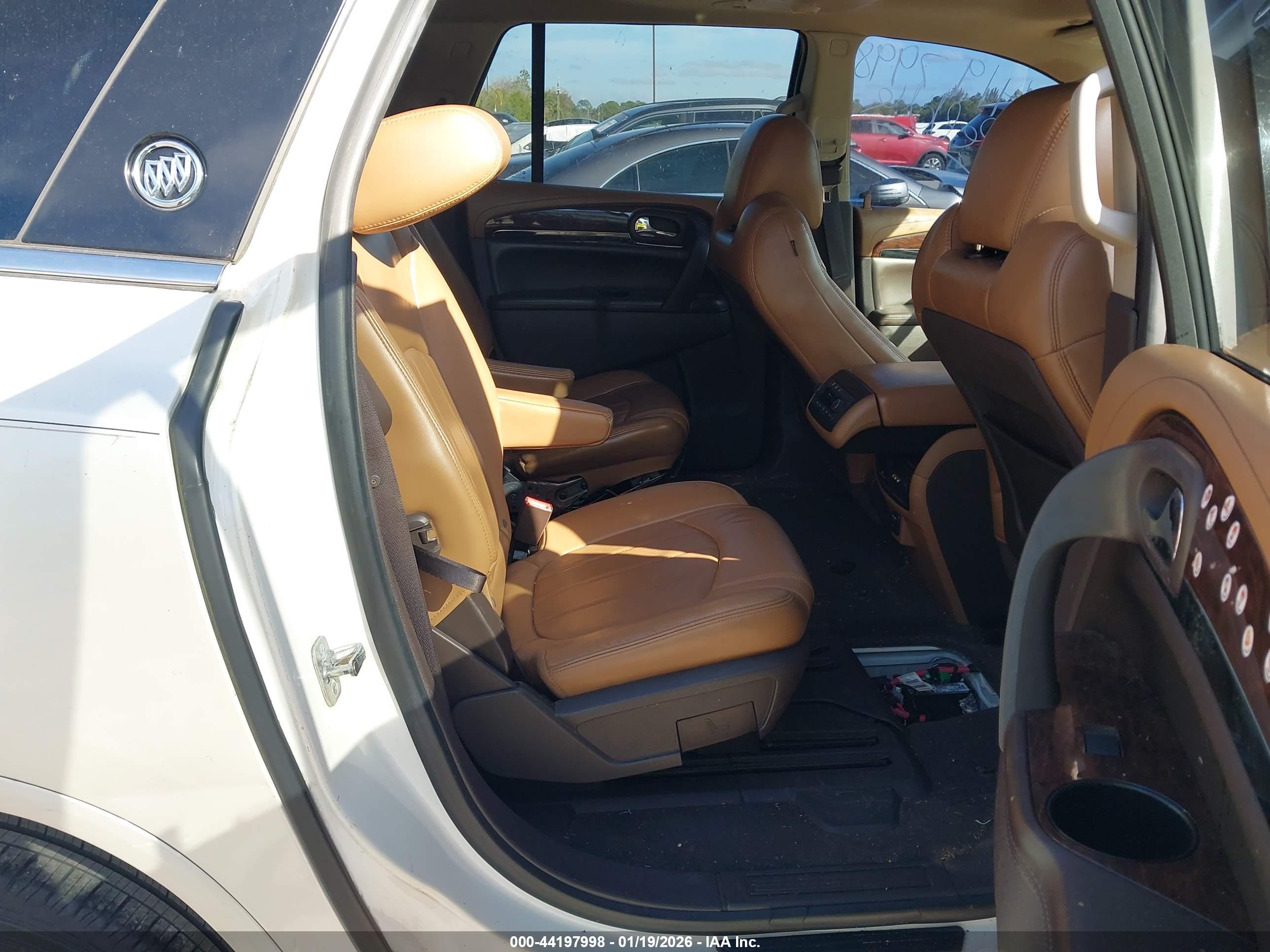 BUICK ENCLAVE image 8