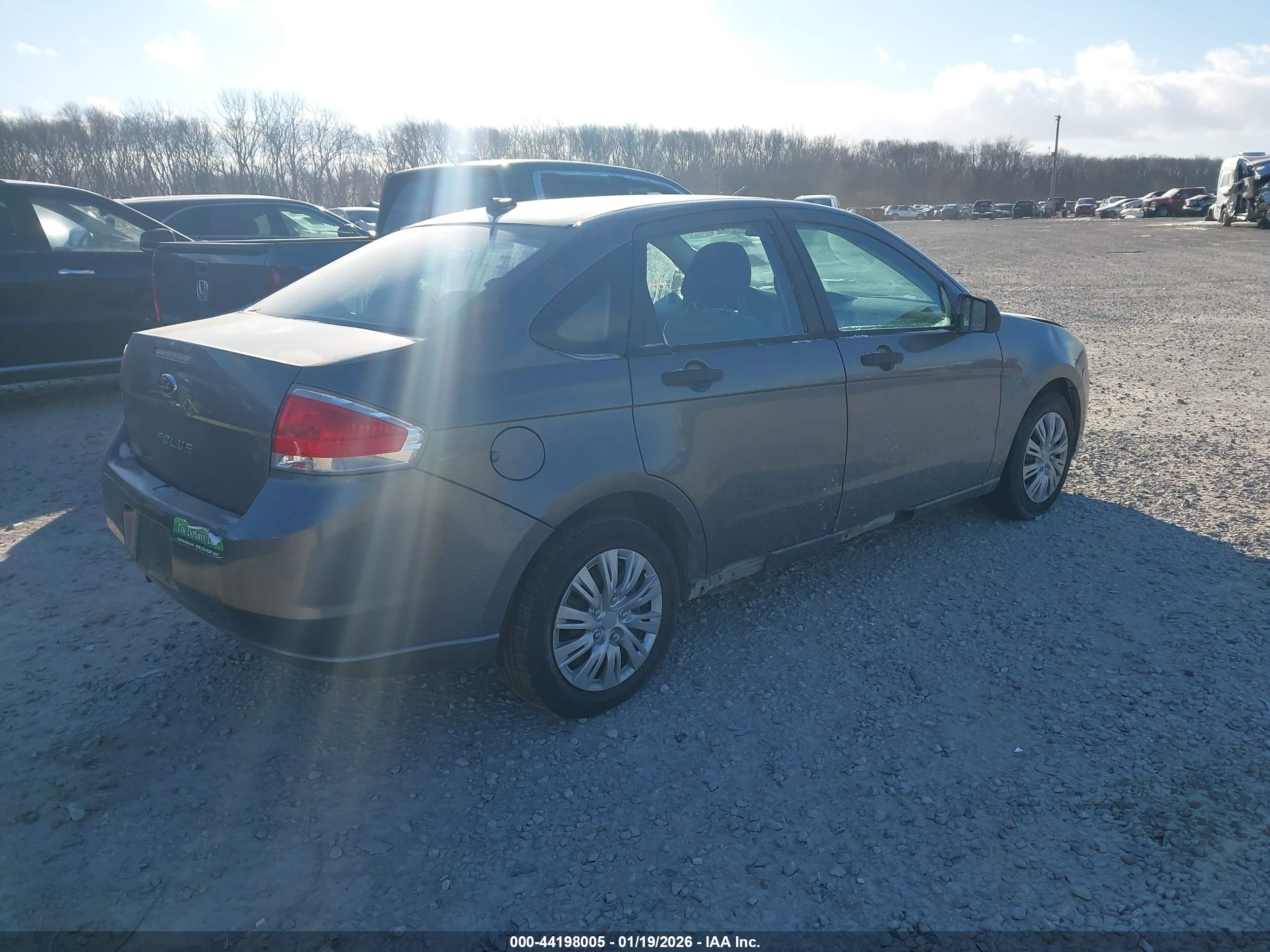 FORD FOCUS image 4