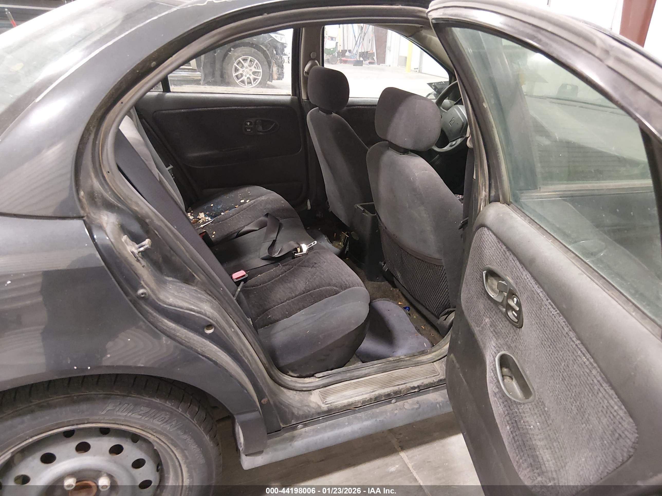 SATURN S-SERIES image 8