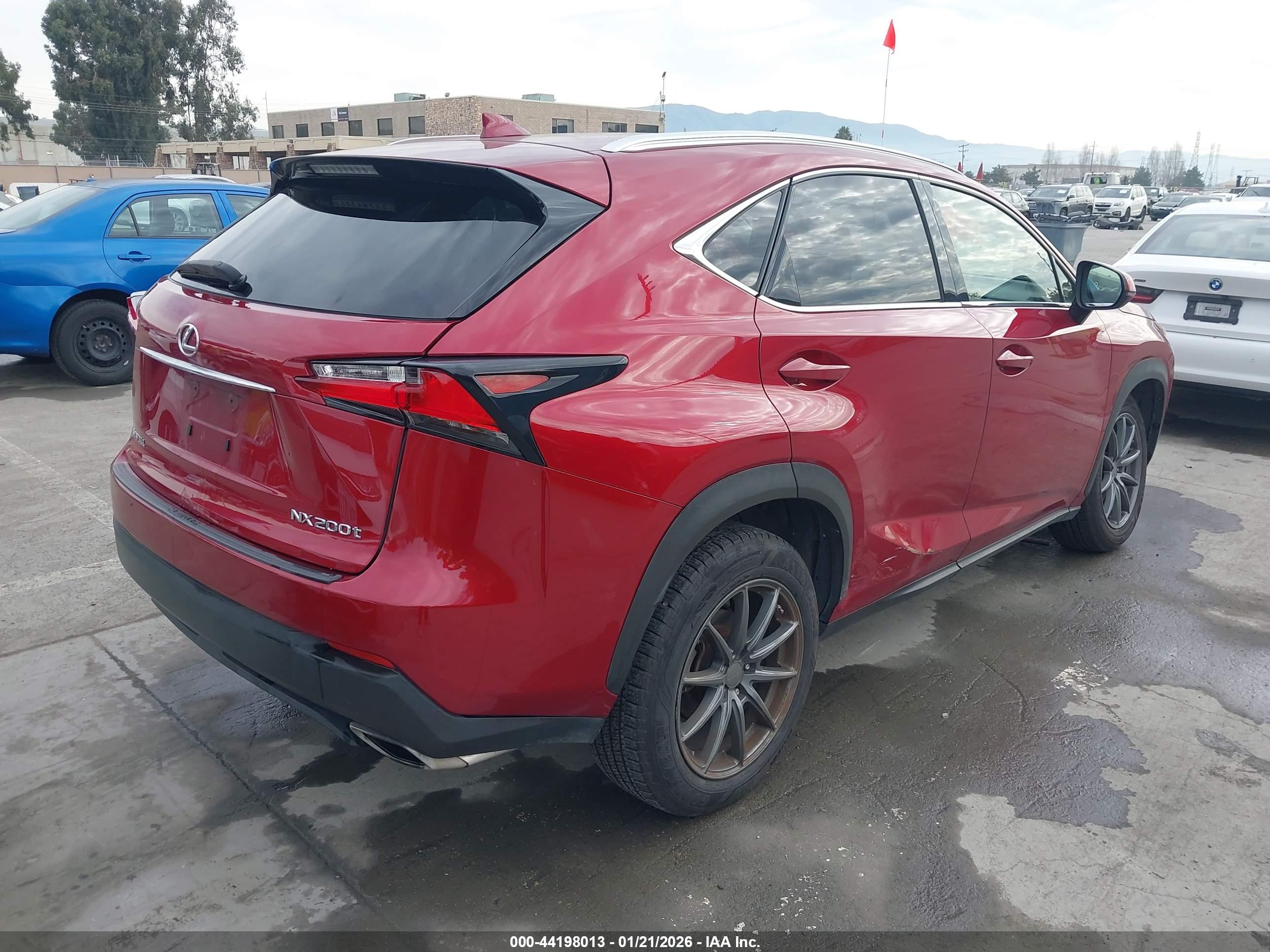 LEXUS NX image 4