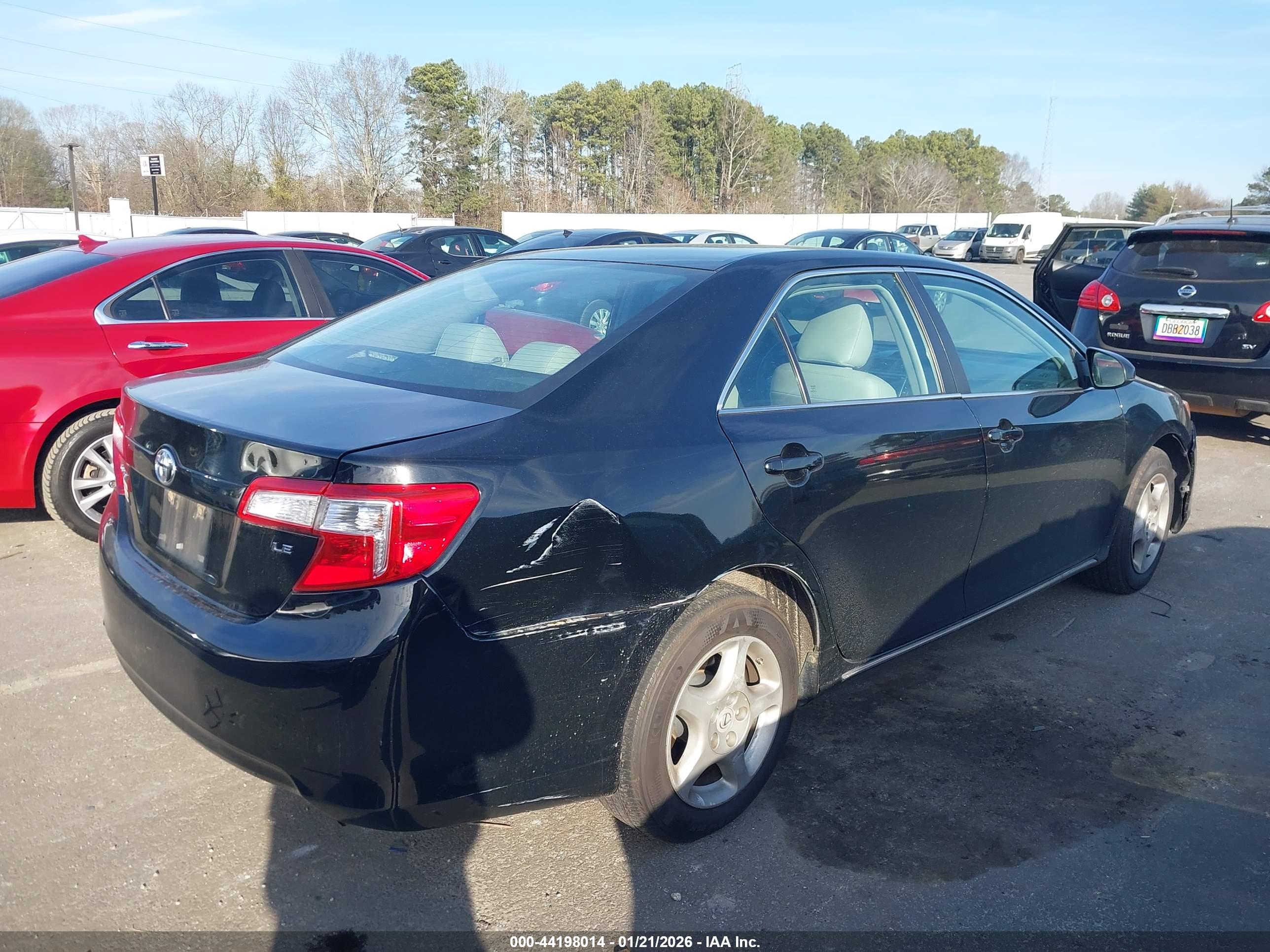 TOYOTA CAMRY image 4