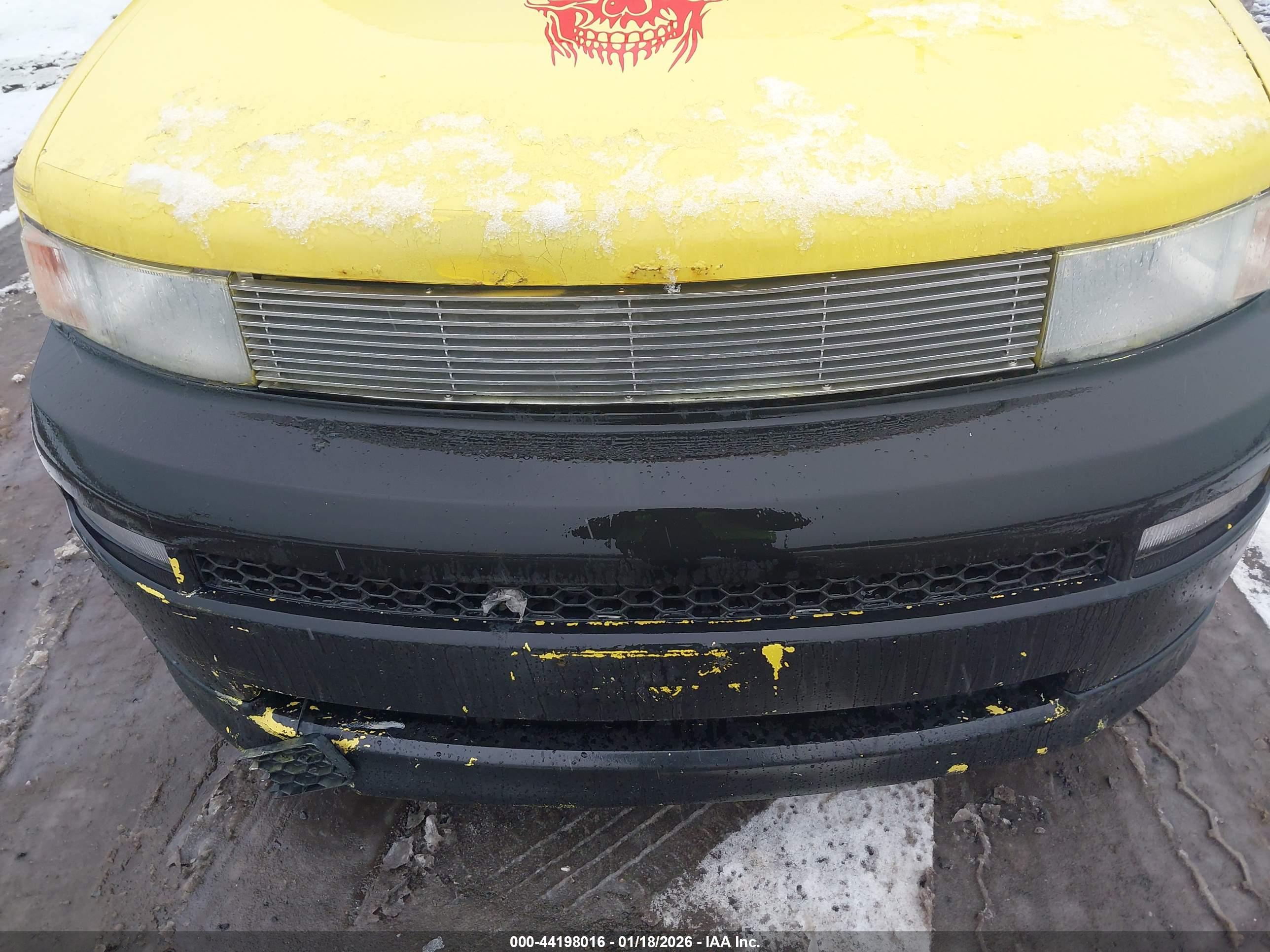 SCION XB image 10