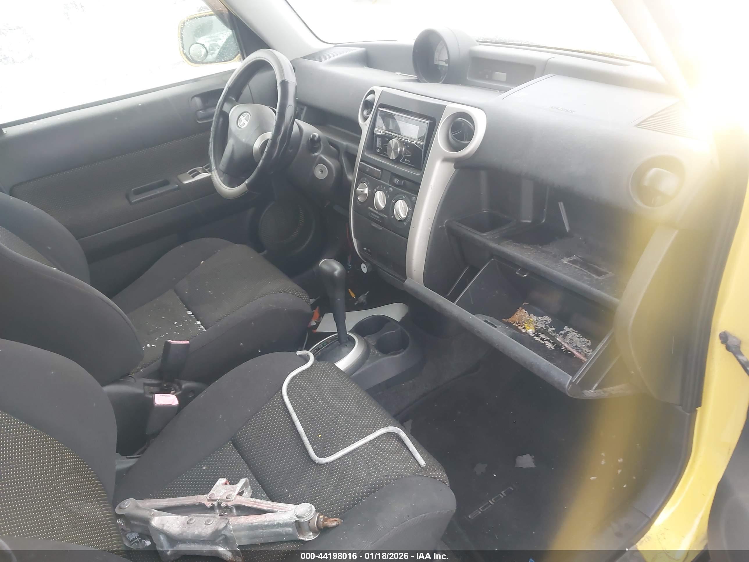 SCION XB image 5