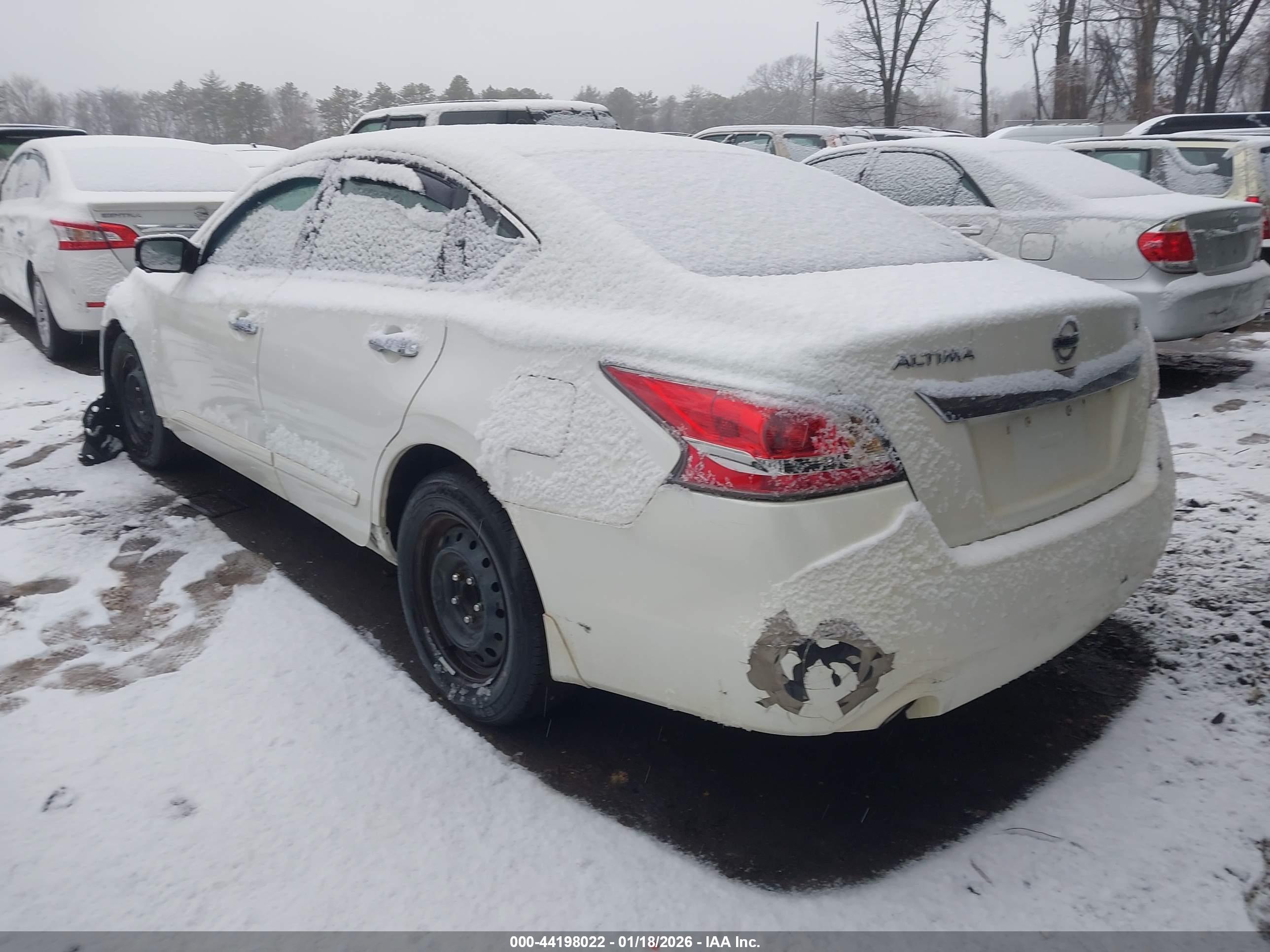NISSAN ALTIMA image 3