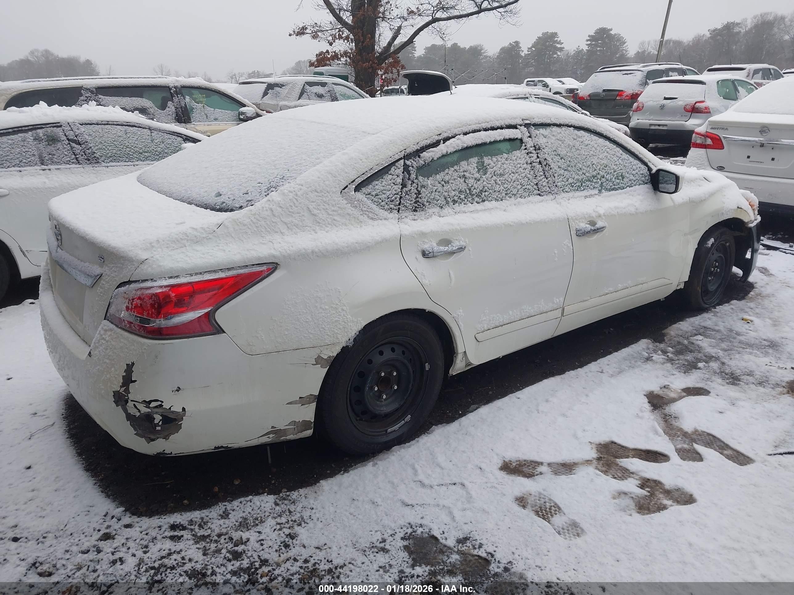 NISSAN ALTIMA image 4