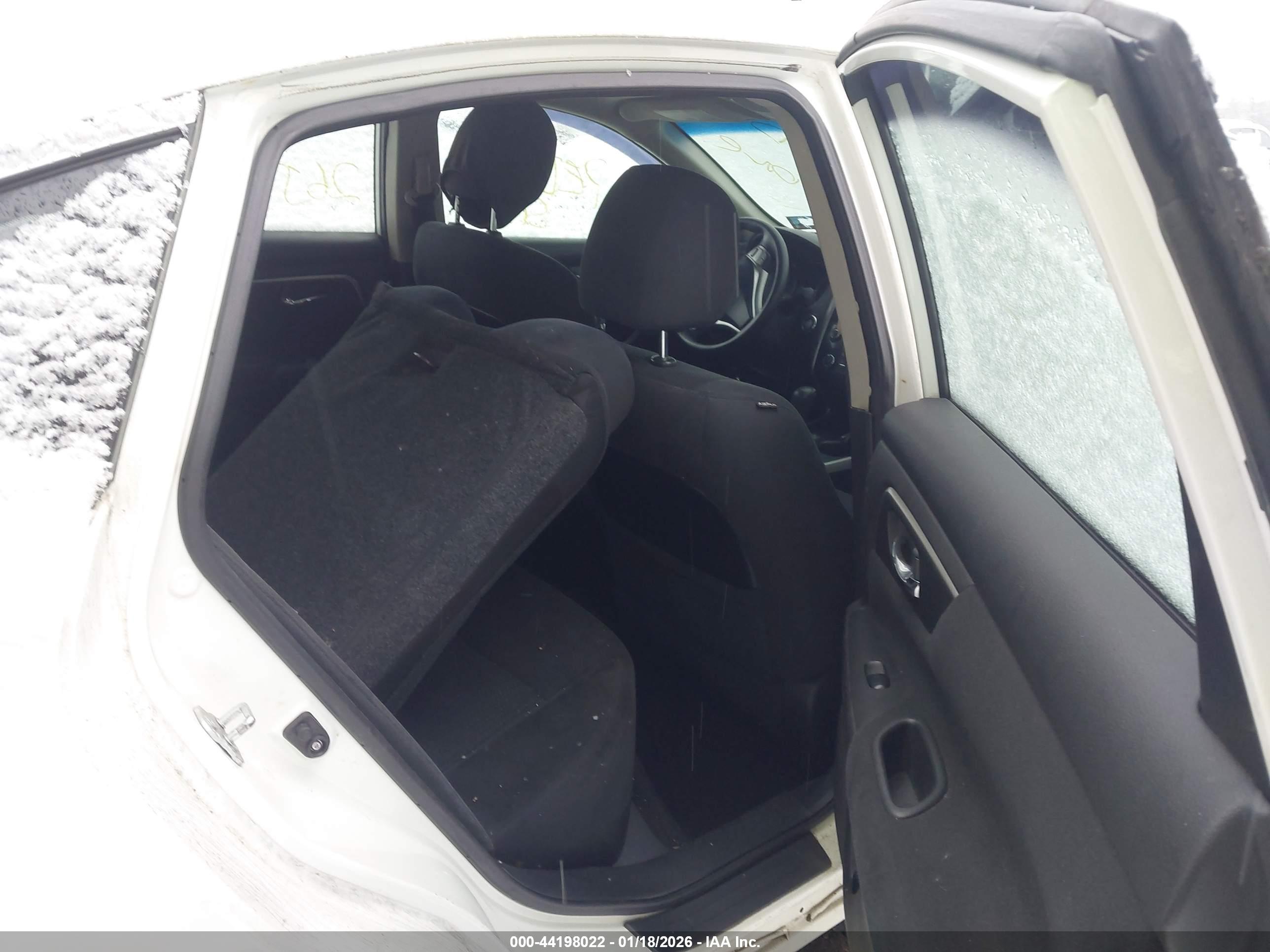 NISSAN ALTIMA image 8
