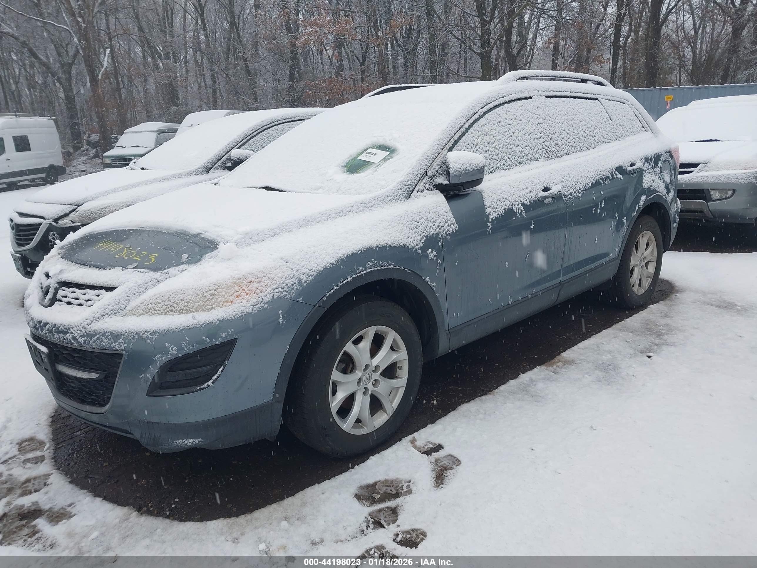 MAZDA CX-9 image 2