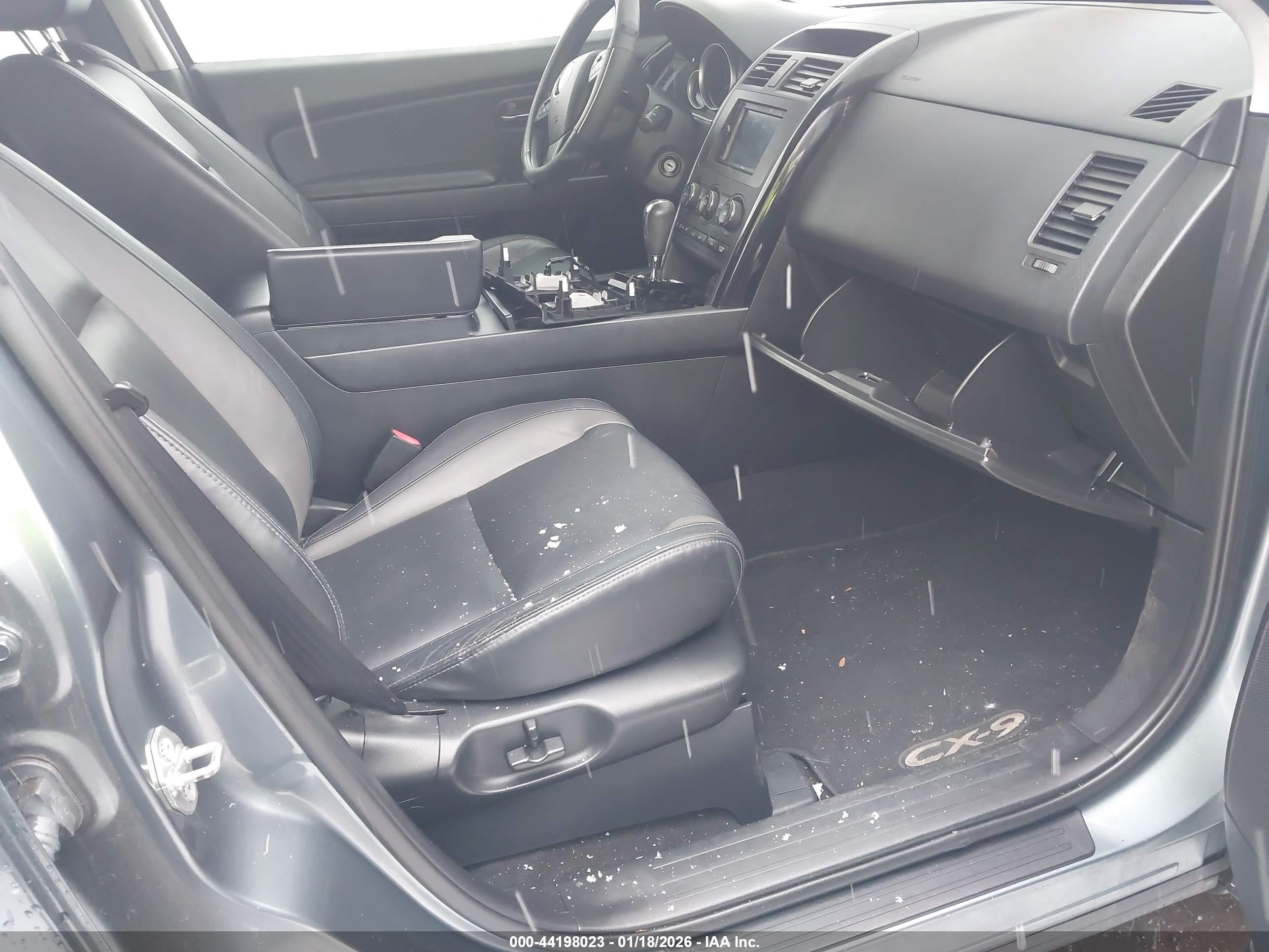 MAZDA CX-9 image 5