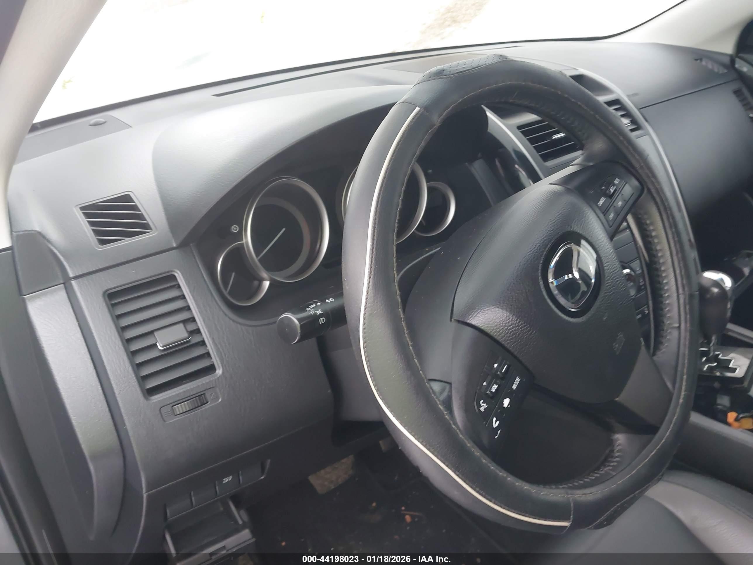 MAZDA CX-9 image 7