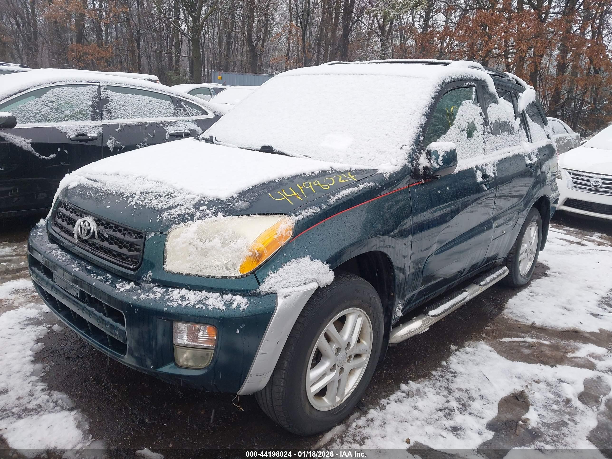 TOYOTA RAV4 image 2