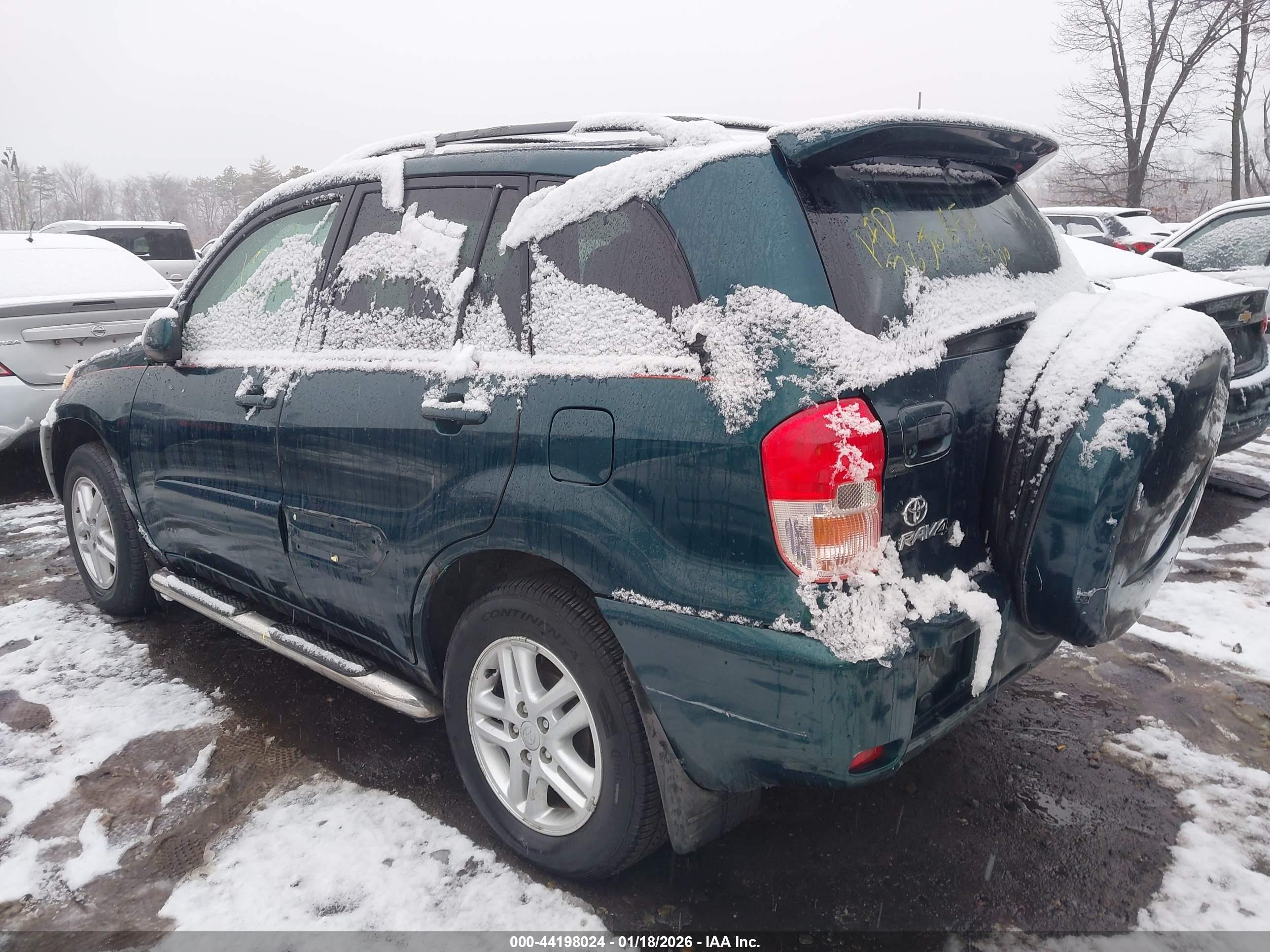 TOYOTA RAV4 image 3