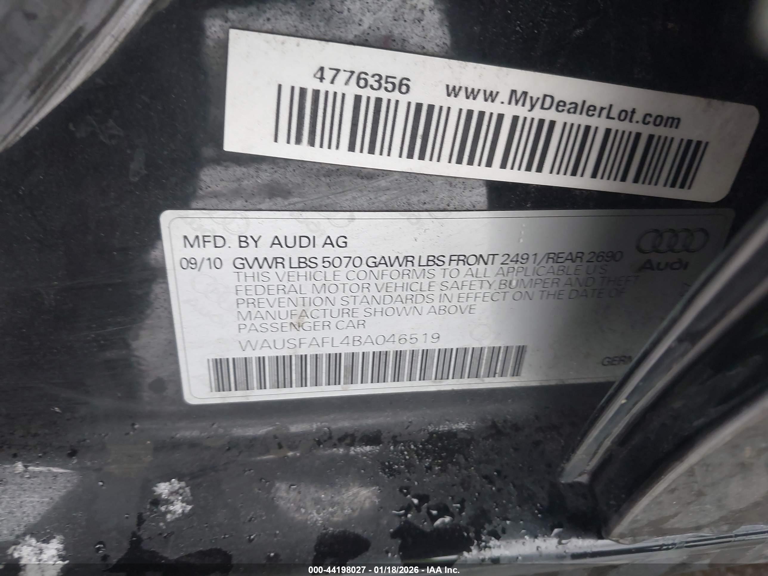 AUDI A4 image 9