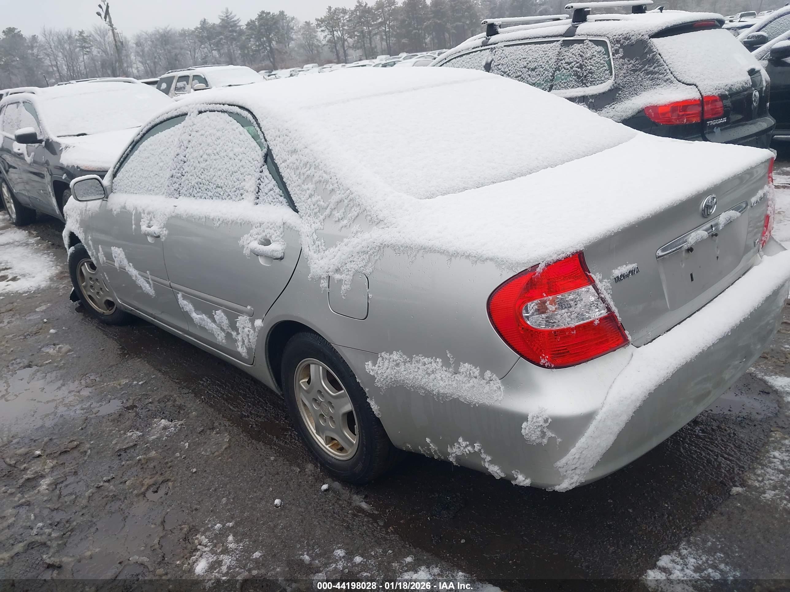 TOYOTA CAMRY image 3