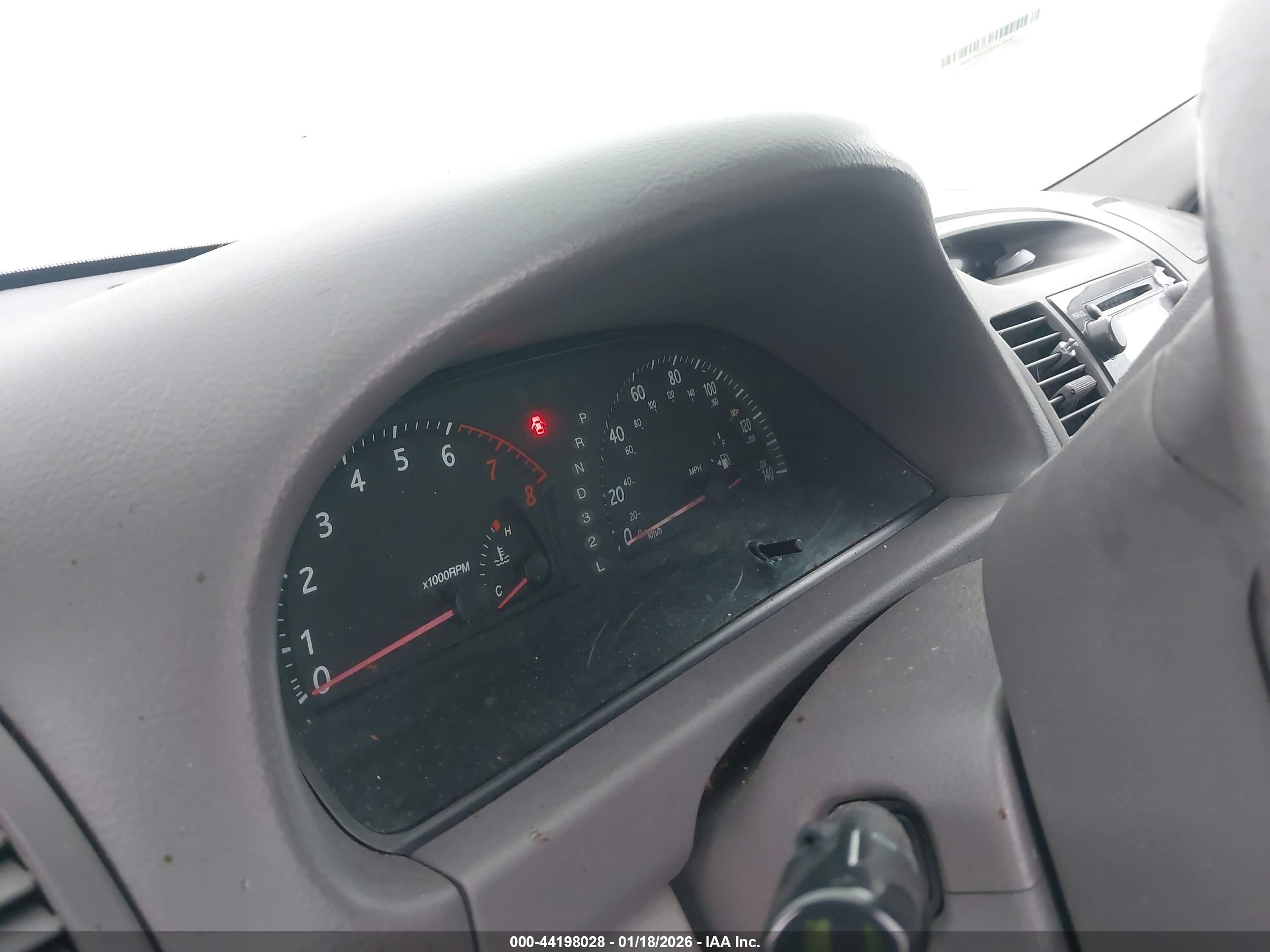 TOYOTA CAMRY image 7