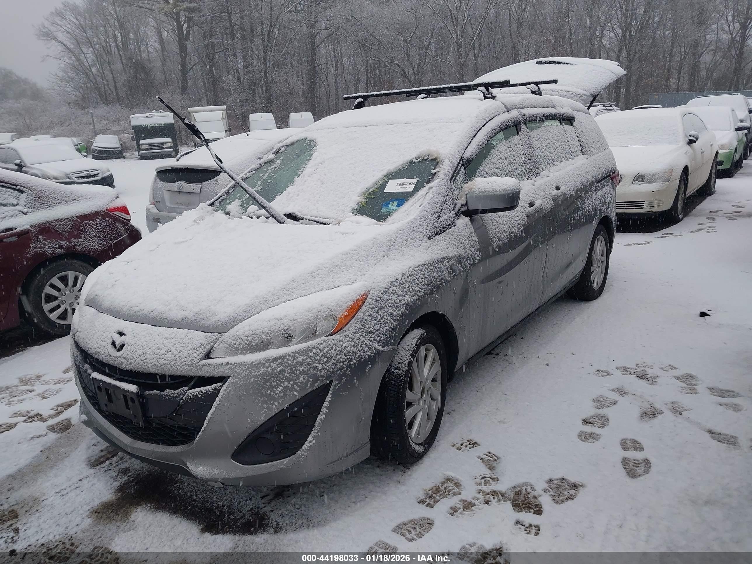 MAZDA MAZDA5 image 2