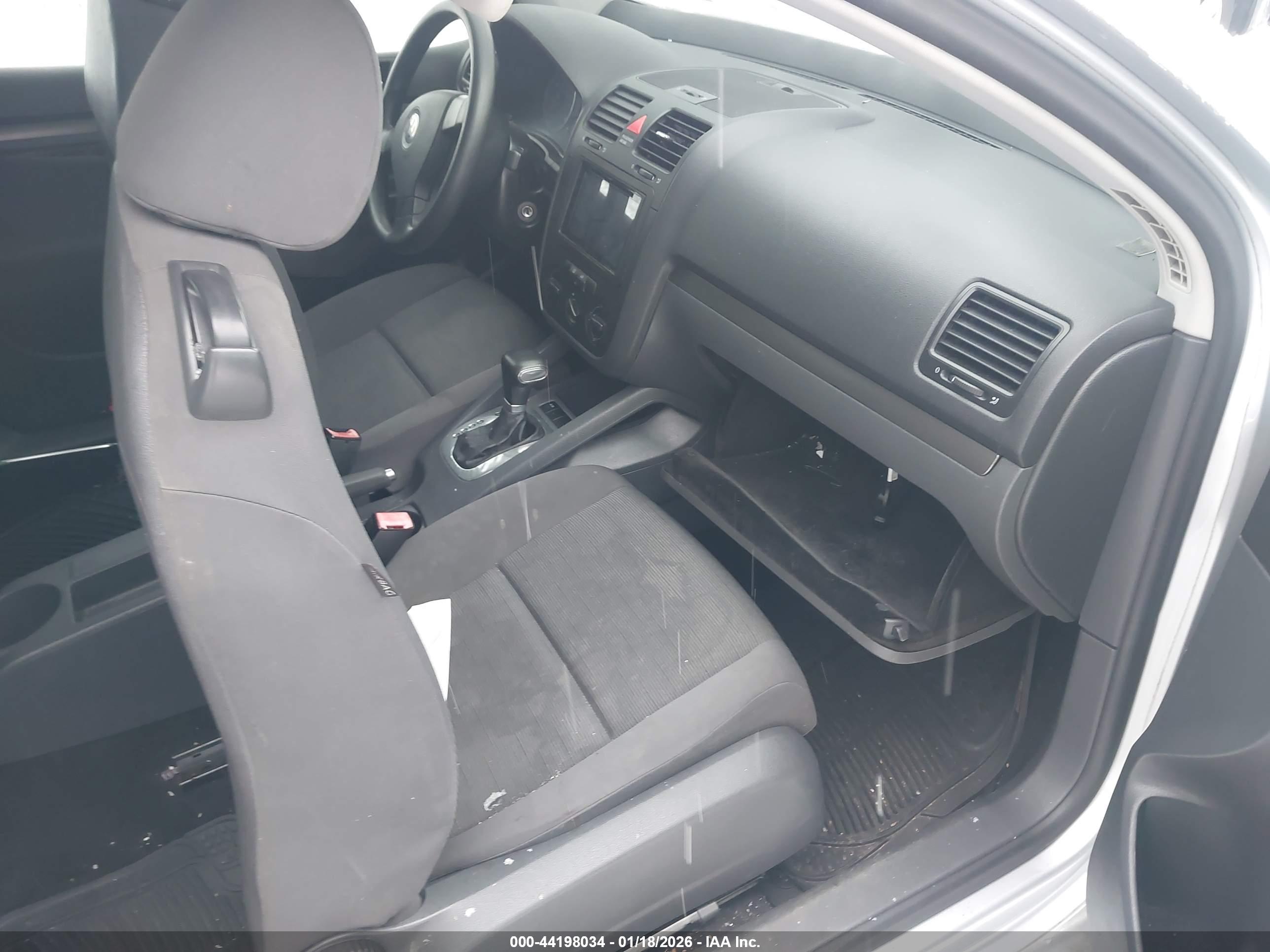 VOLKSWAGEN RABBIT image 5