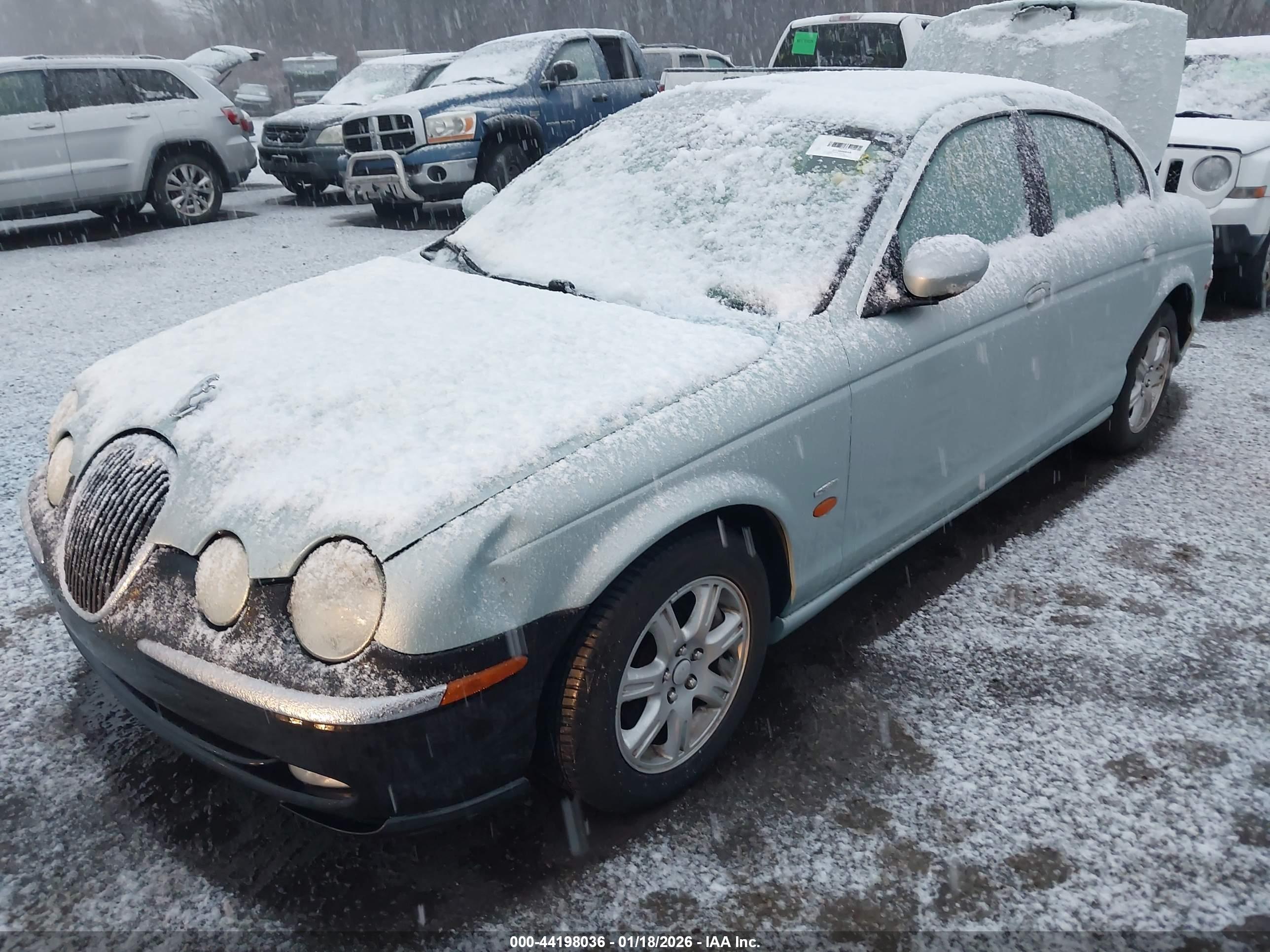 JAGUAR S-TYPE image 2