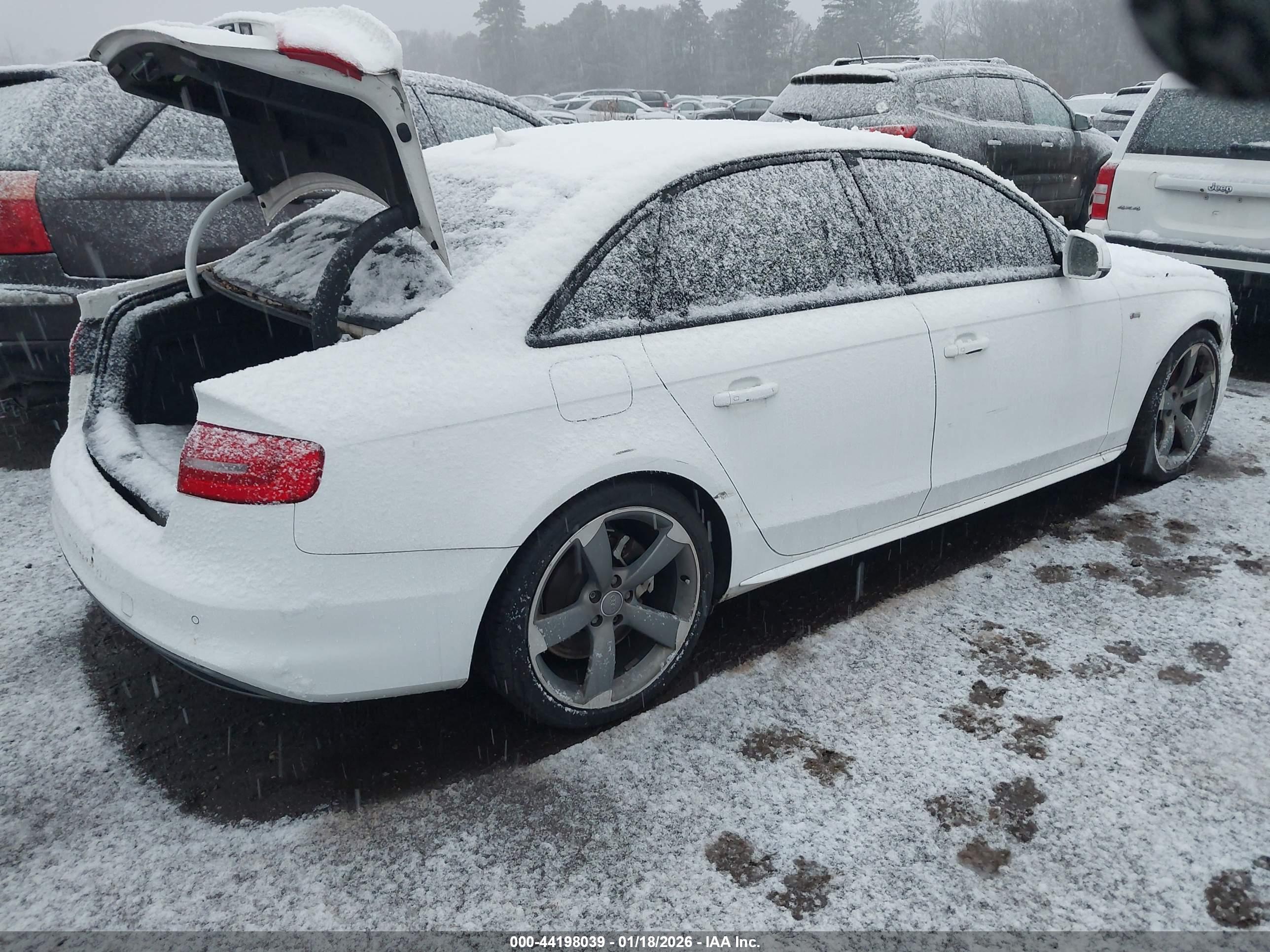 AUDI A4 image 4