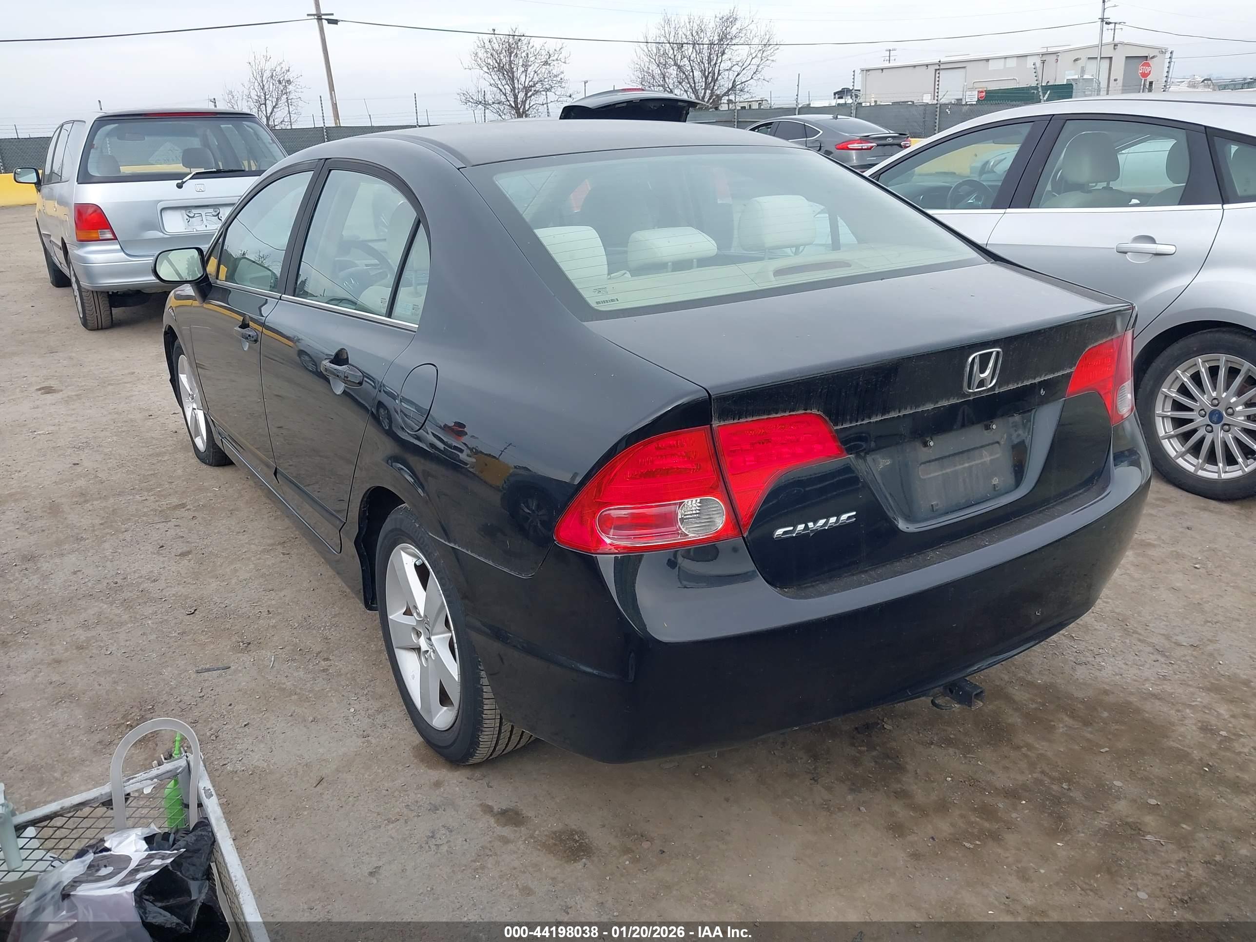 HONDA CIVIC image 3
