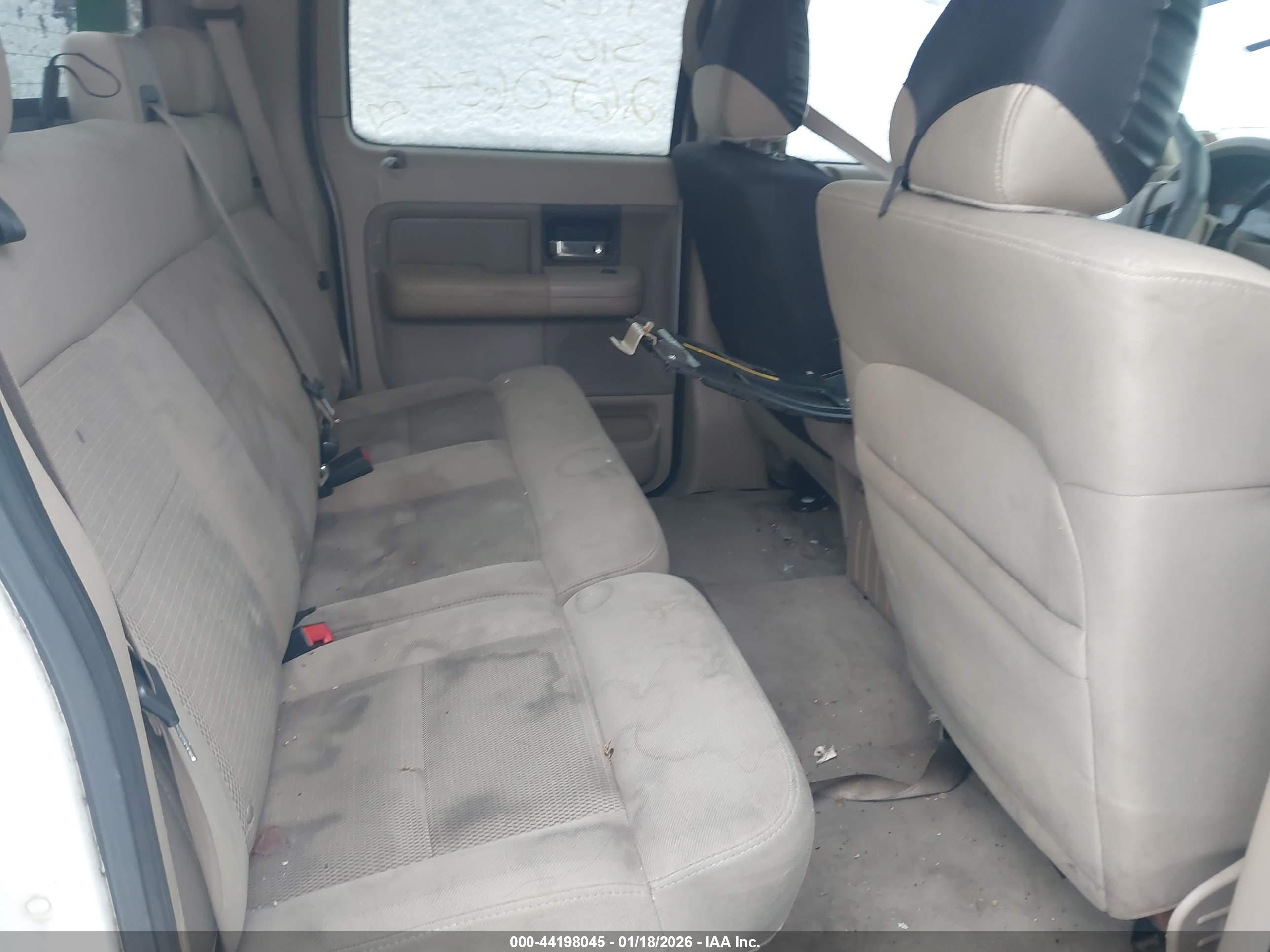 FORD F-150 image 8