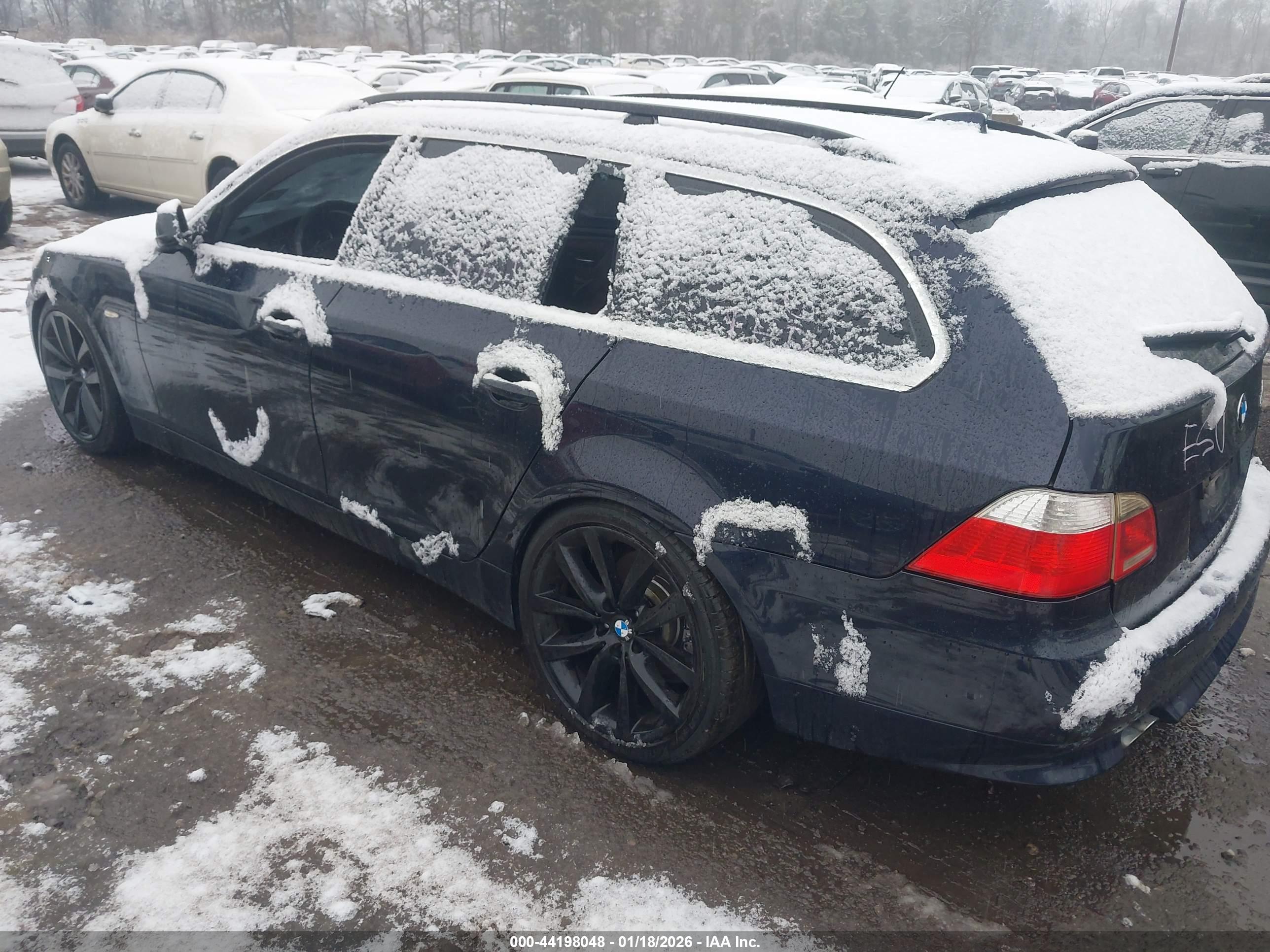 BMW 530XIT image 3