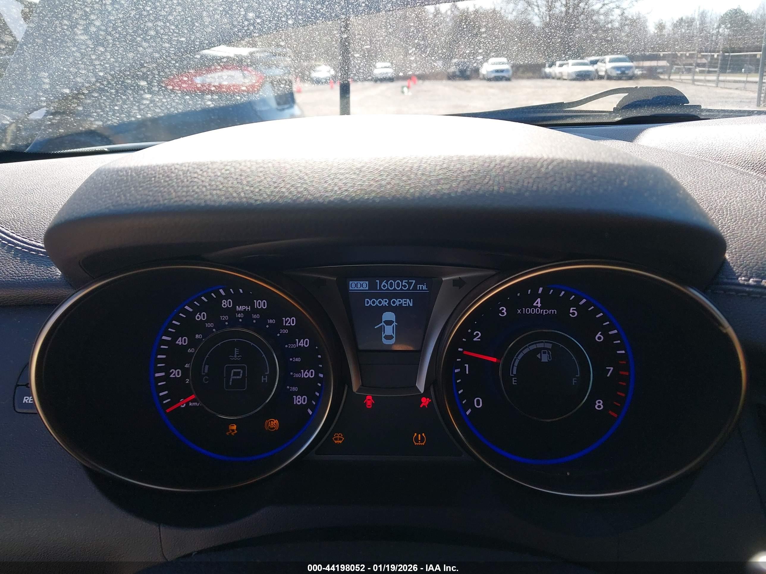 HYUNDAI GENESIS image 7
