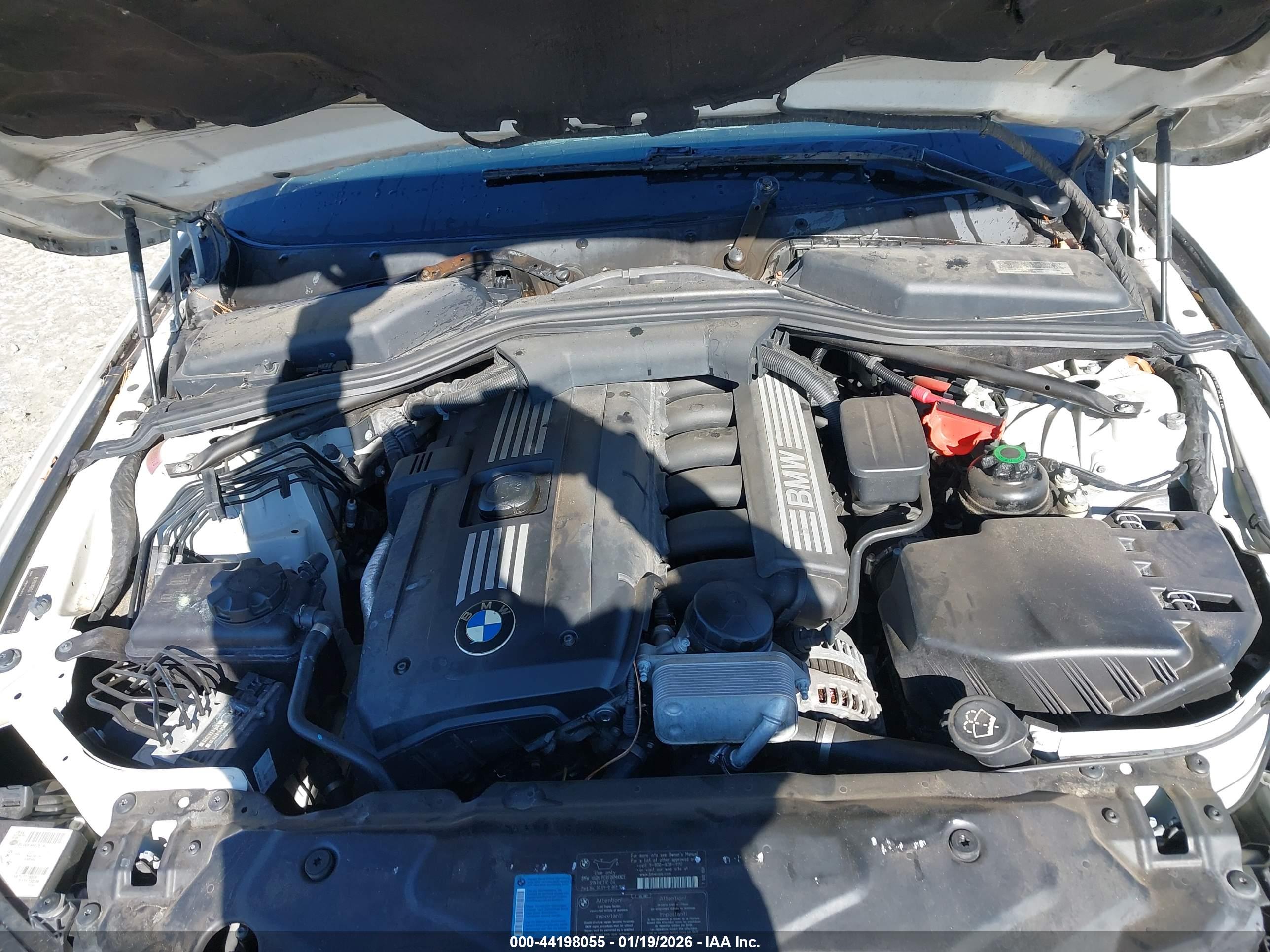 BMW 528I image 10