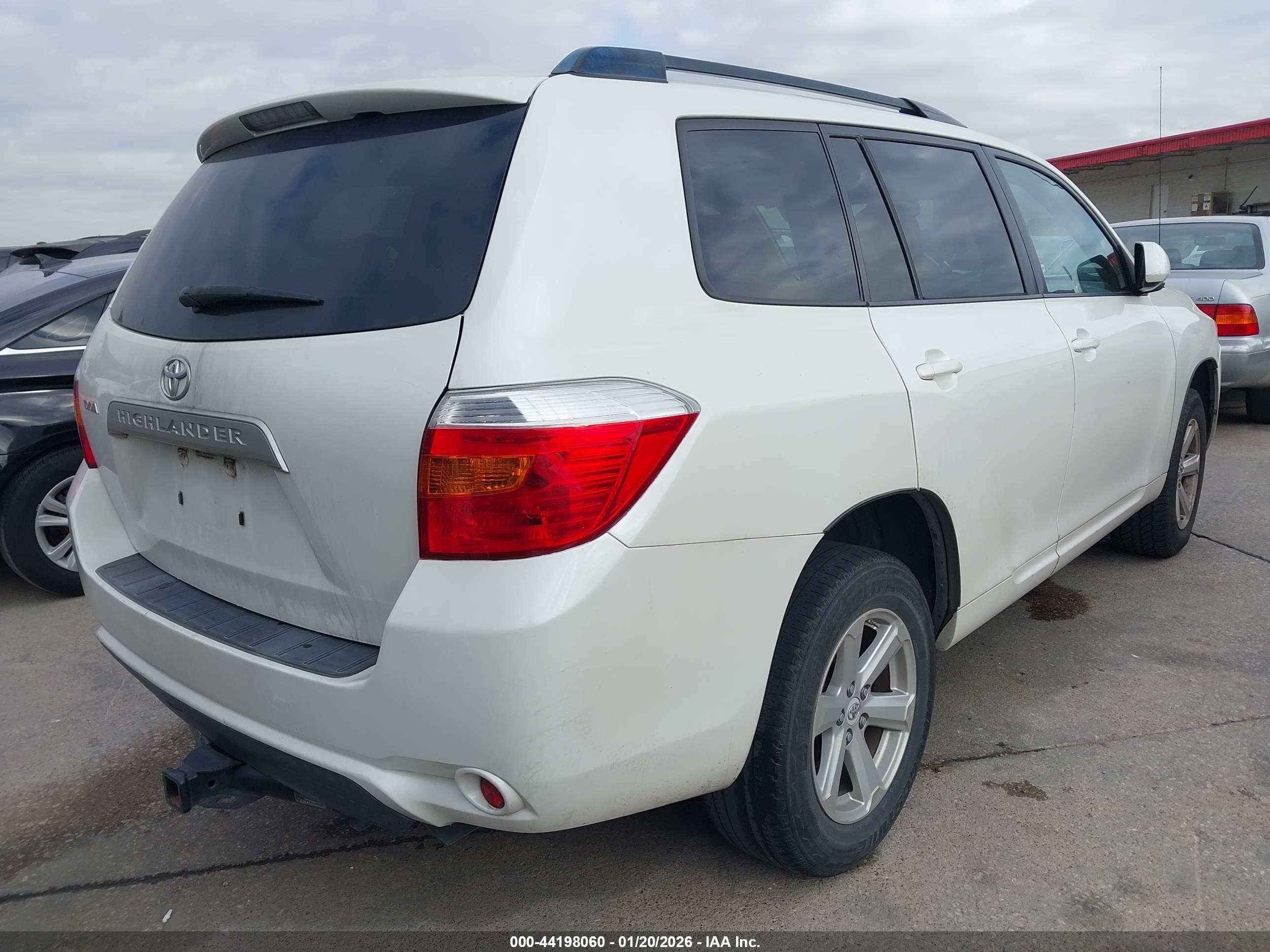 TOYOTA HIGHLANDER image 4