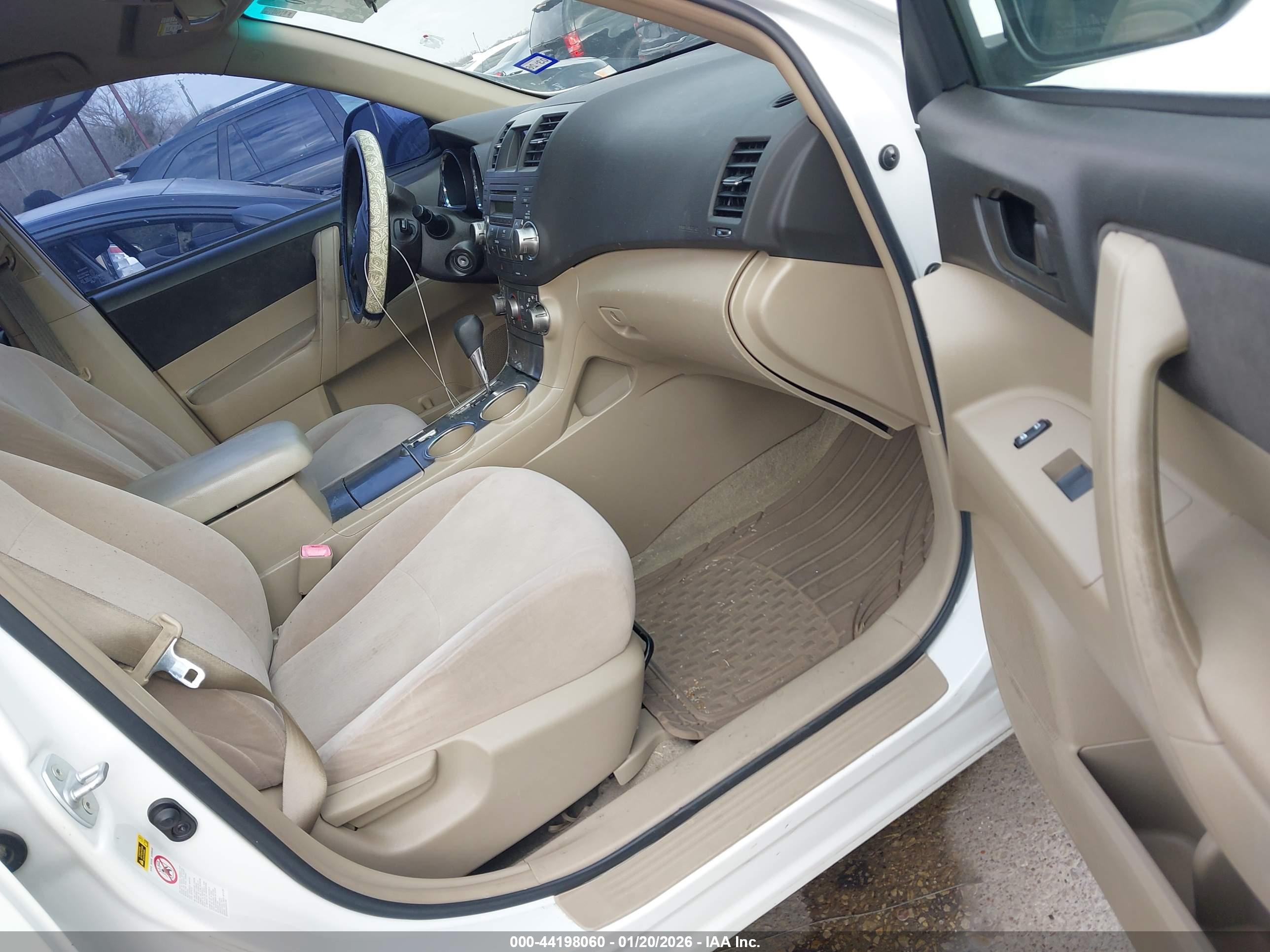 TOYOTA HIGHLANDER image 5