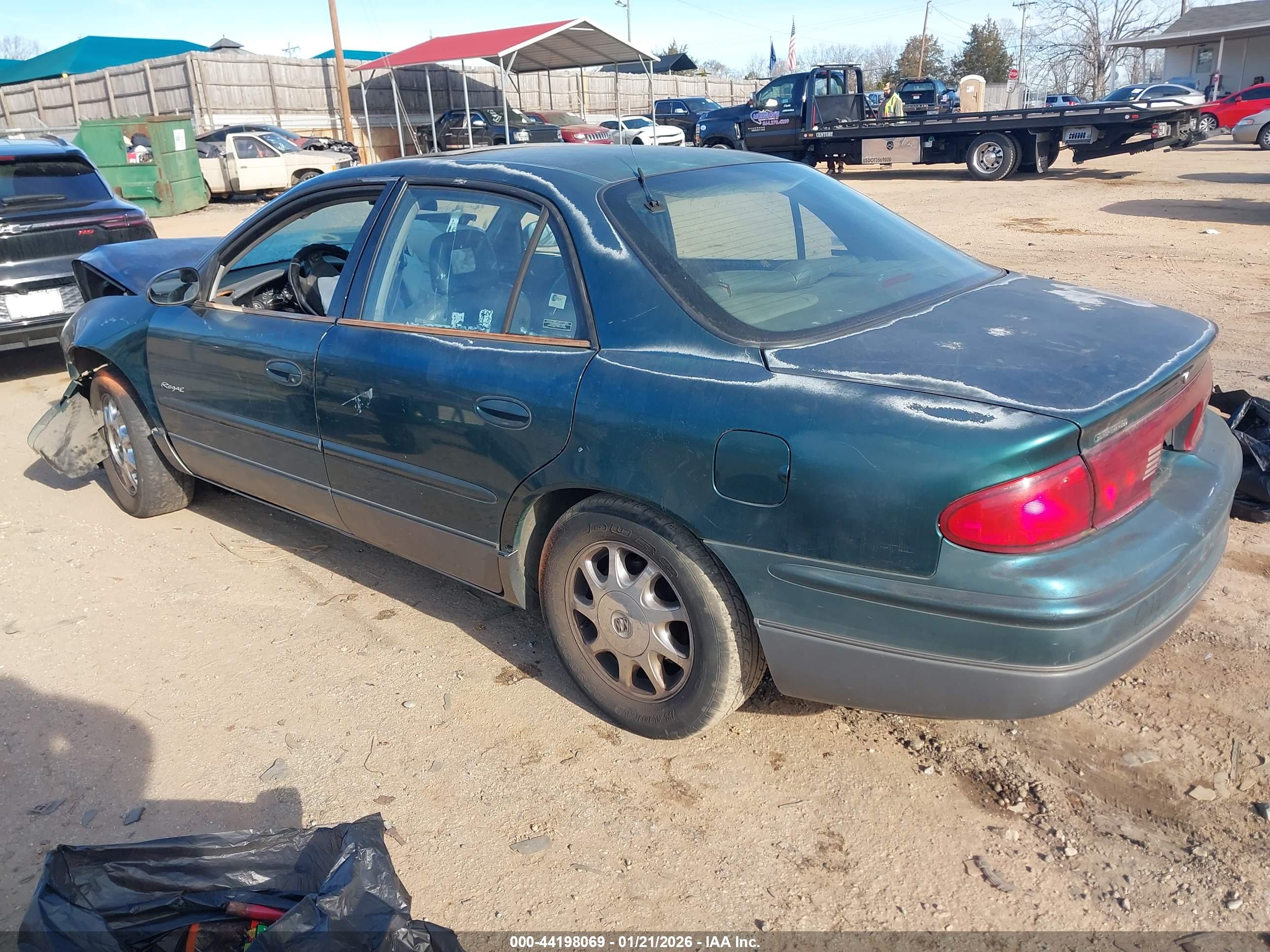 BUICK REGAL image 3