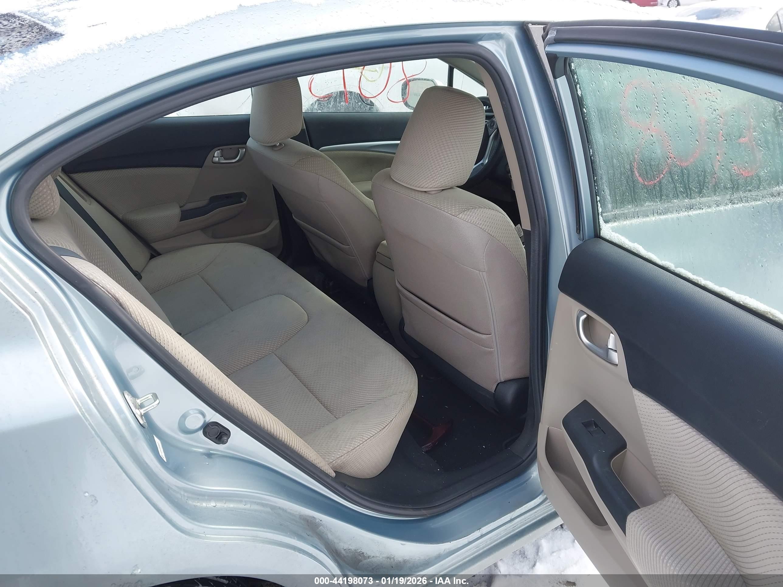 HONDA CIVIC image 8