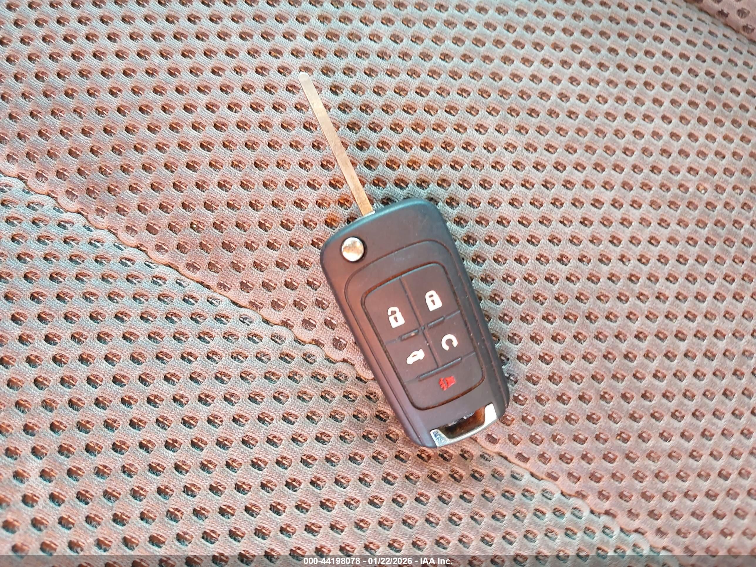 GMC TERRAIN image 11