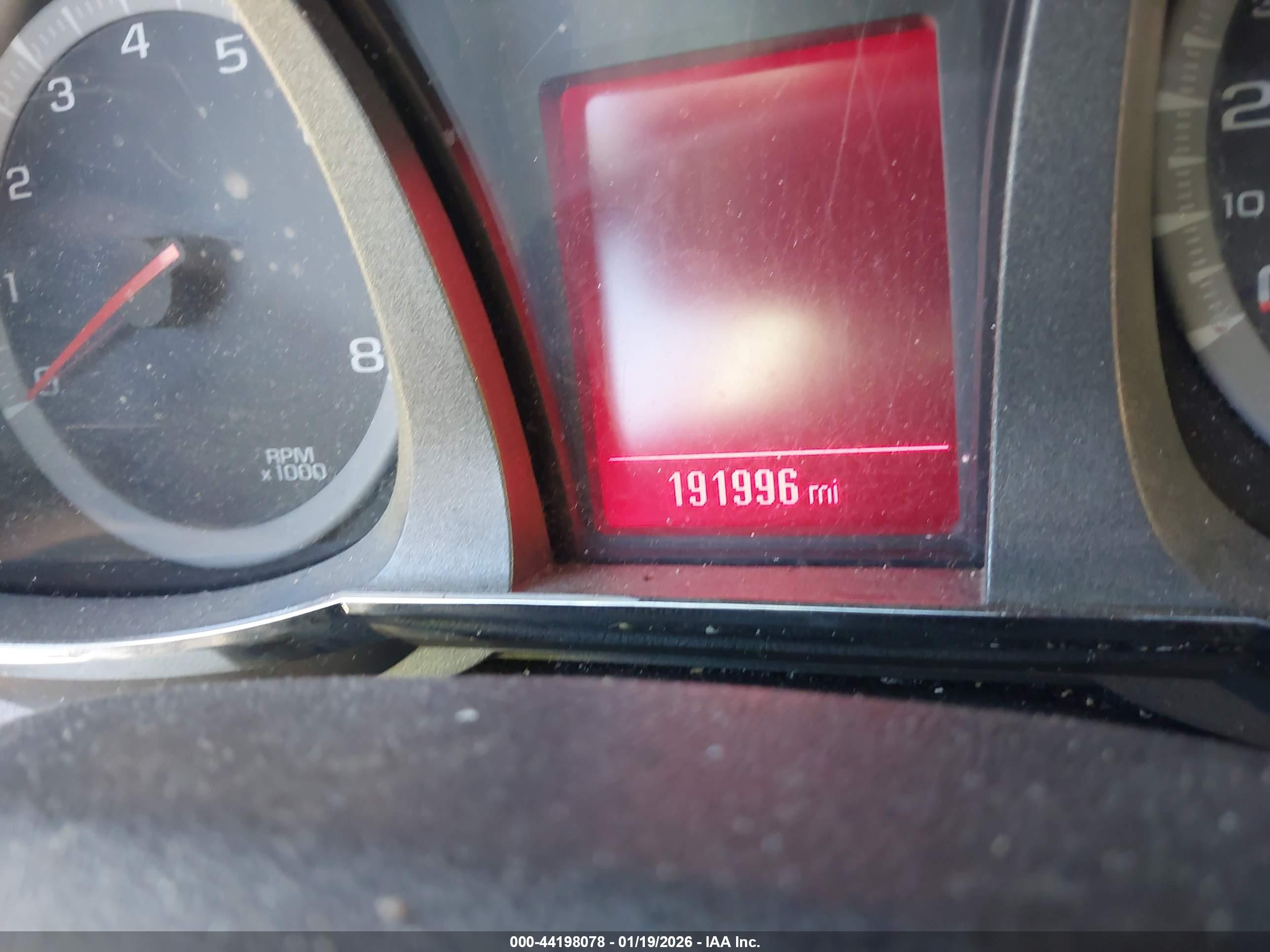 GMC TERRAIN image 7