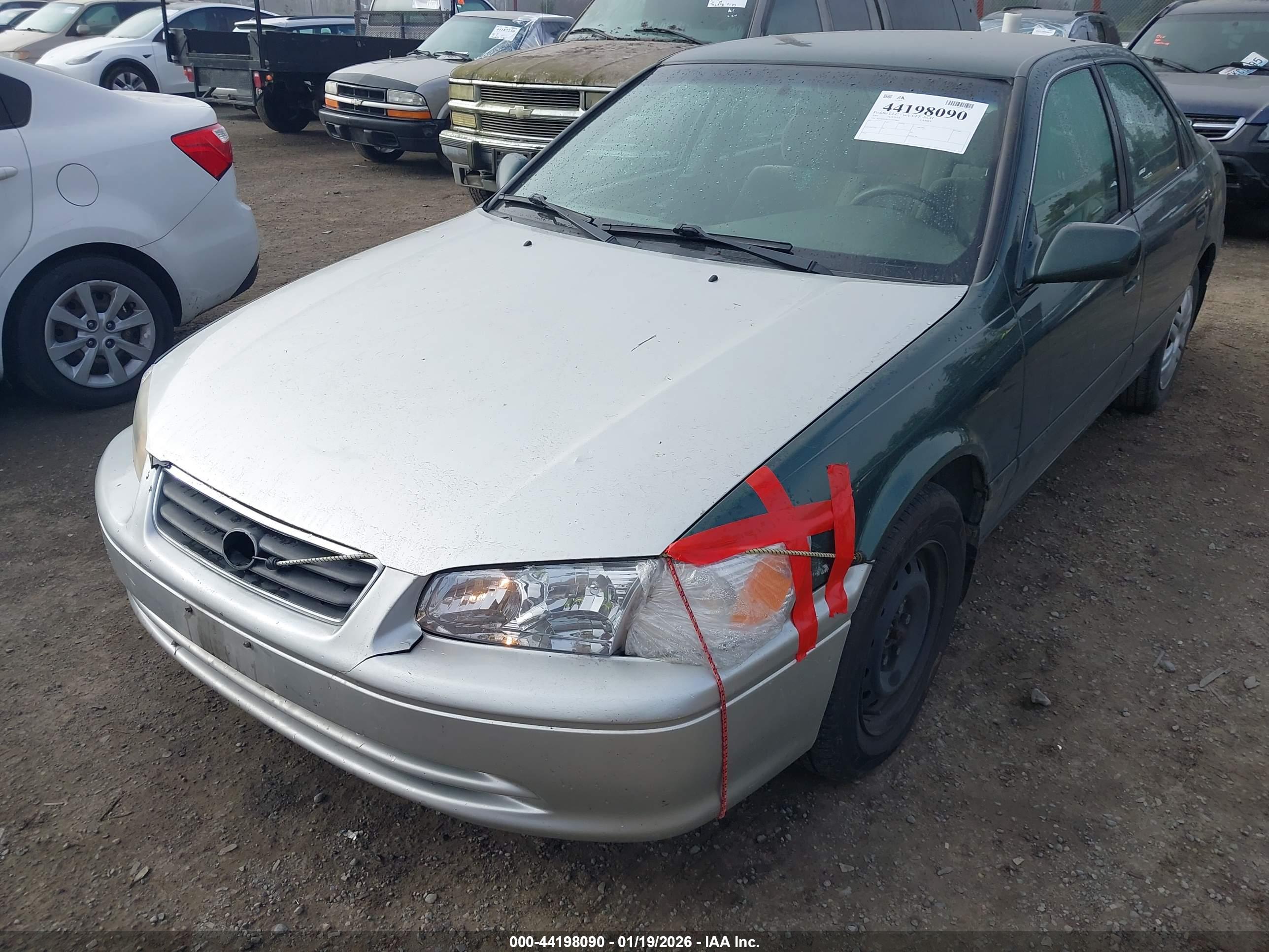 TOYOTA CAMRY image 6