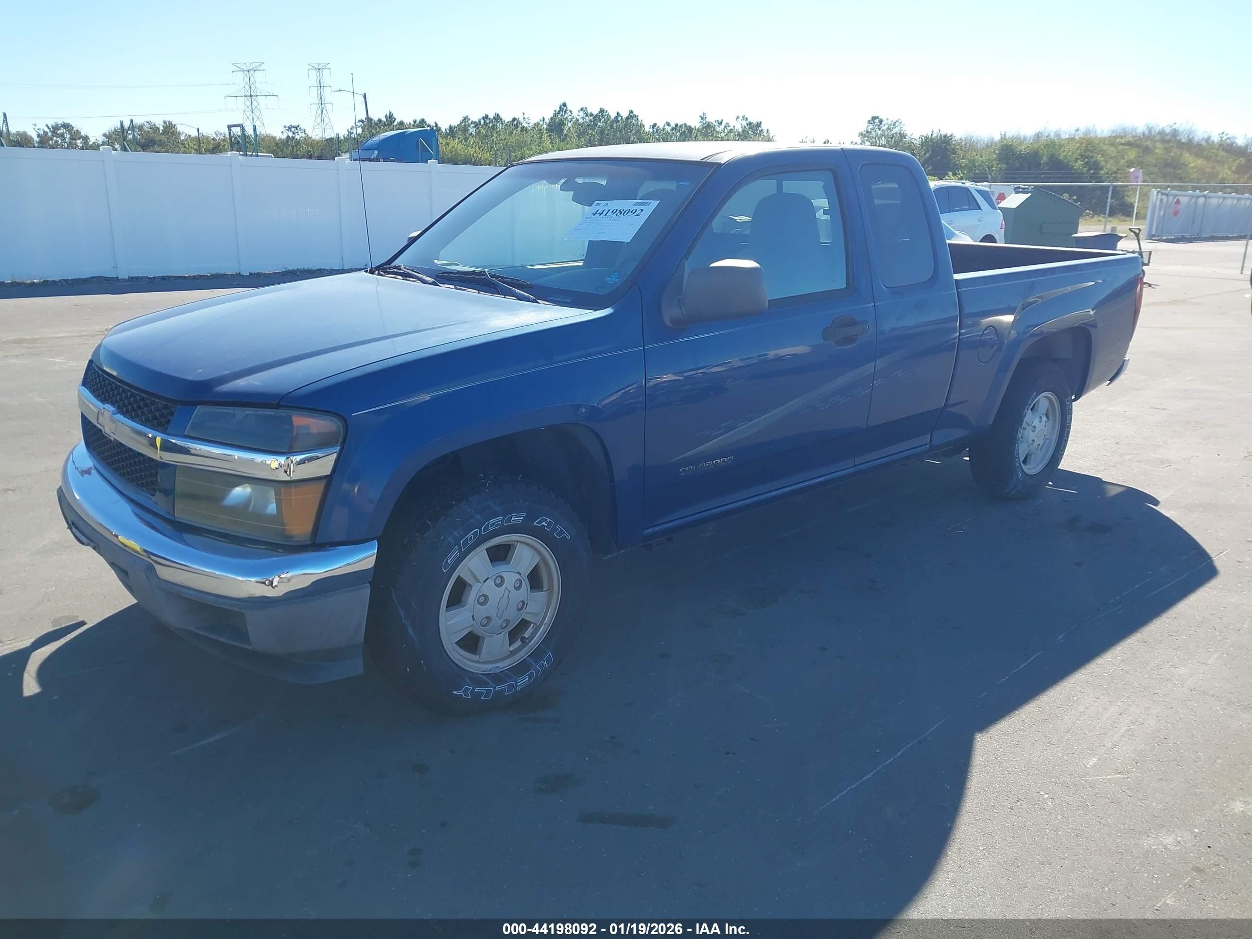 CHEVROLET COLORADO image 2