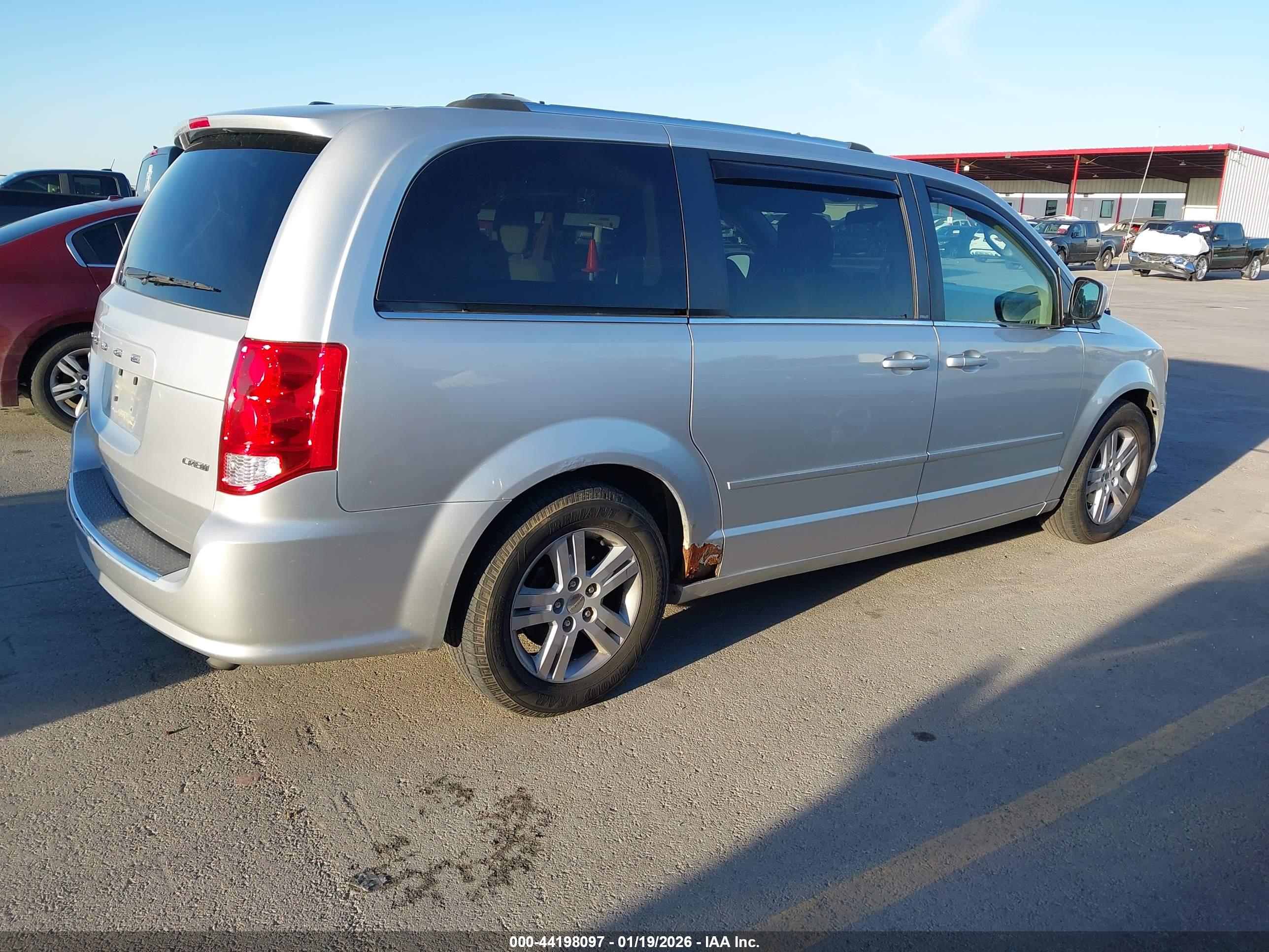 DODGE GRAND image 4
