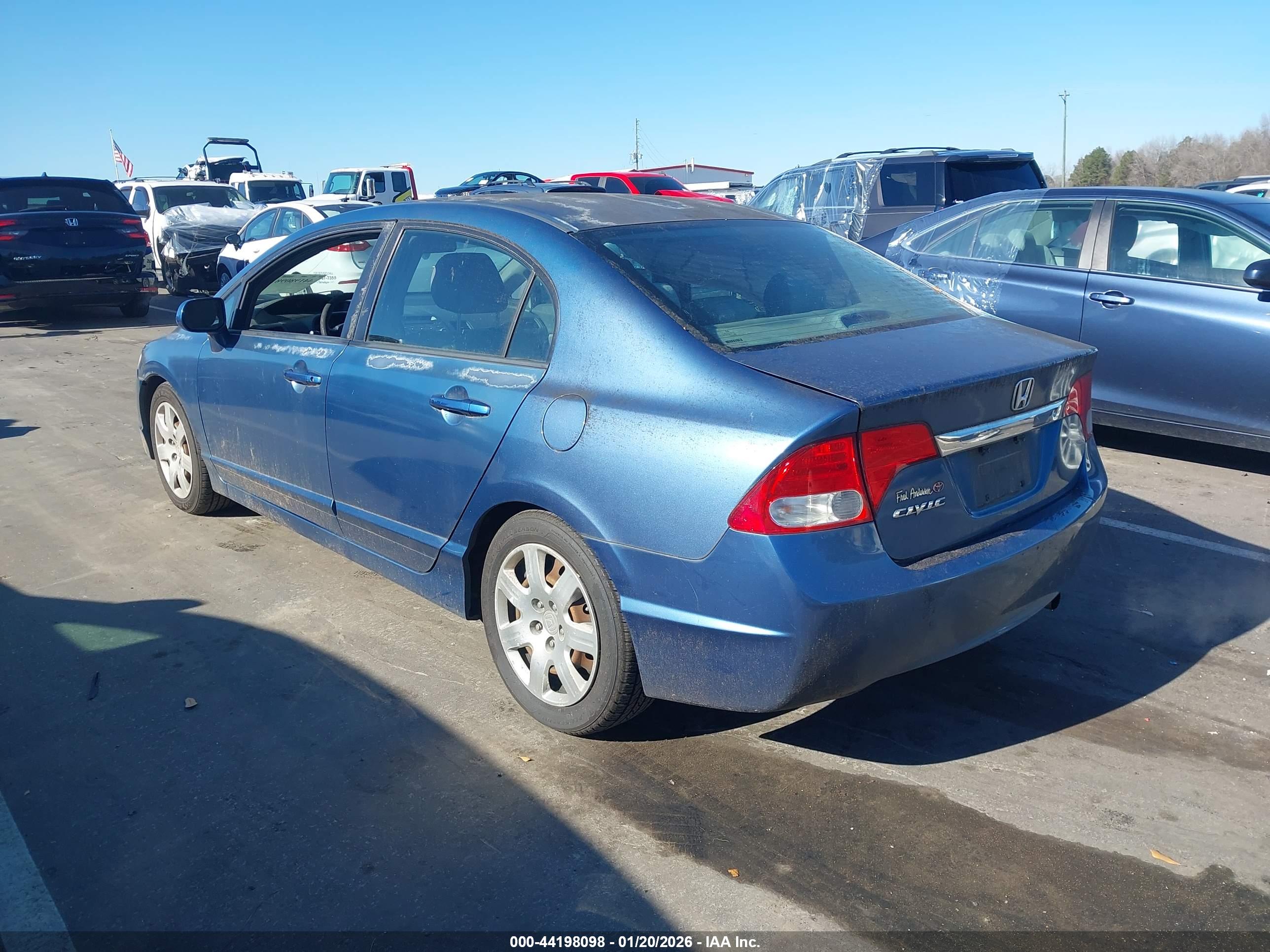 HONDA CIVIC image 3