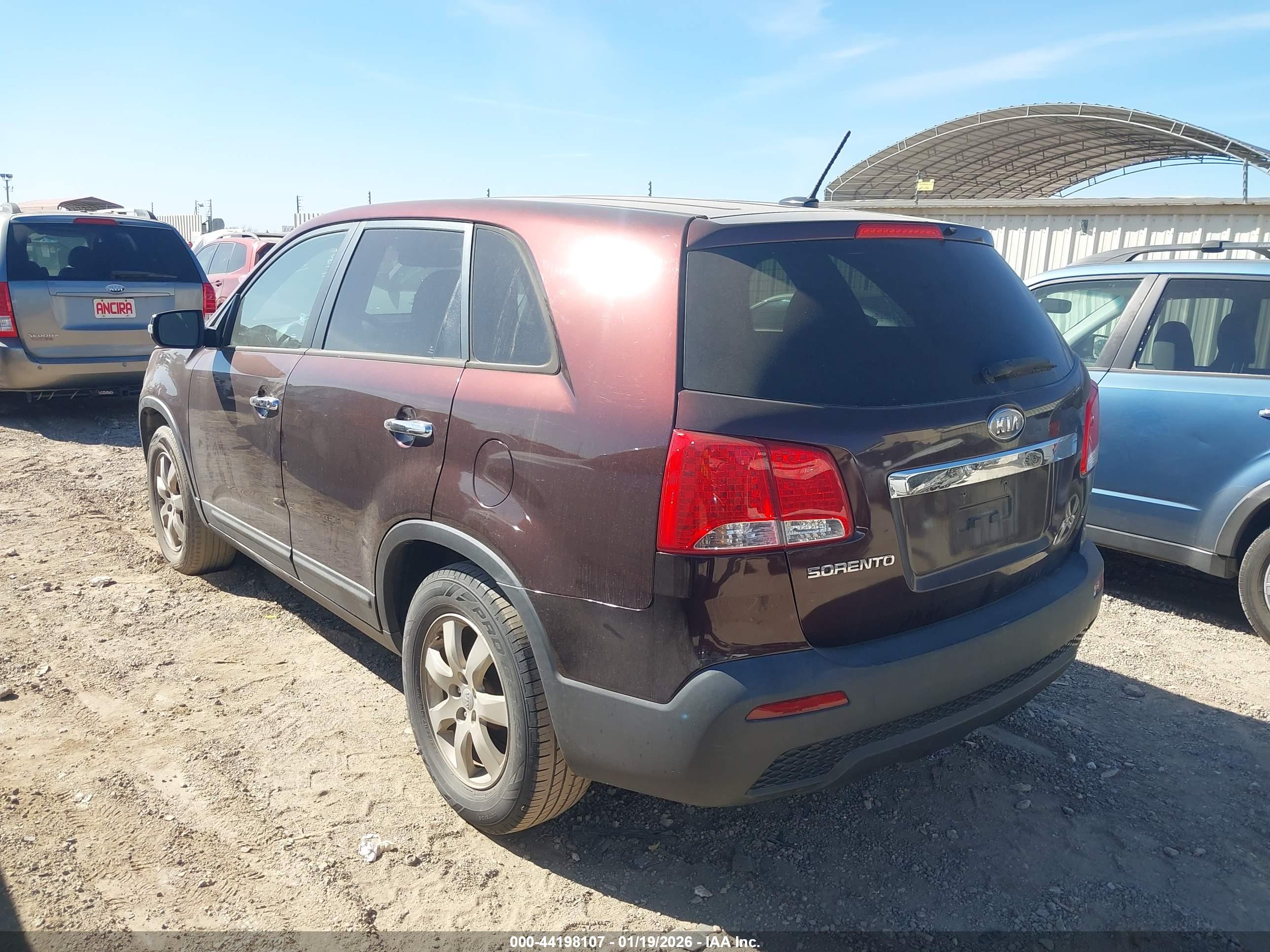 KIA SORENTO image 3