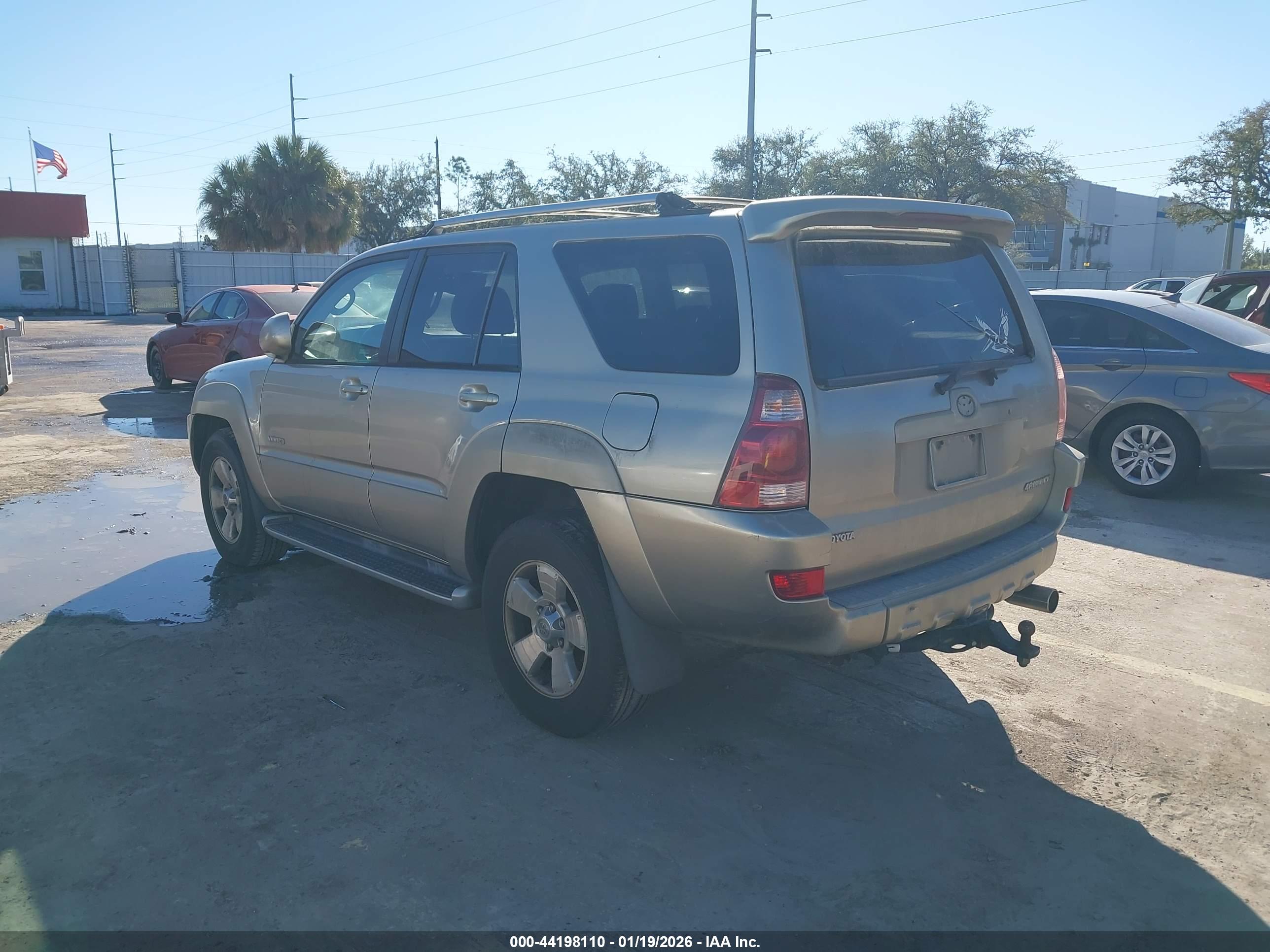 TOYOTA 4RUNNER image 3