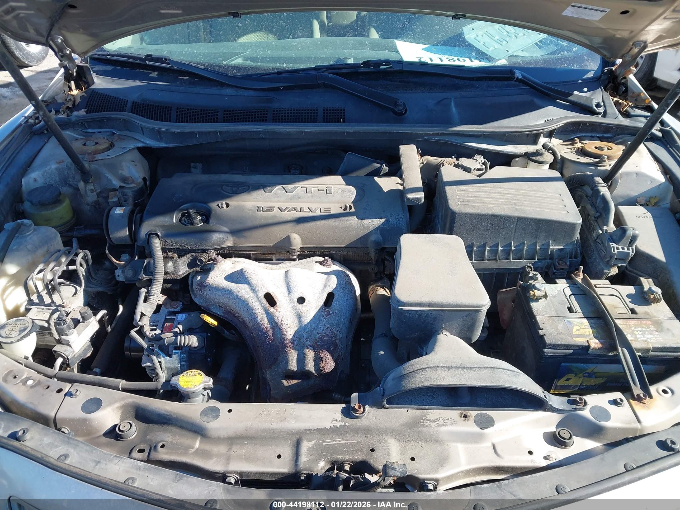 TOYOTA CAMRY image 10