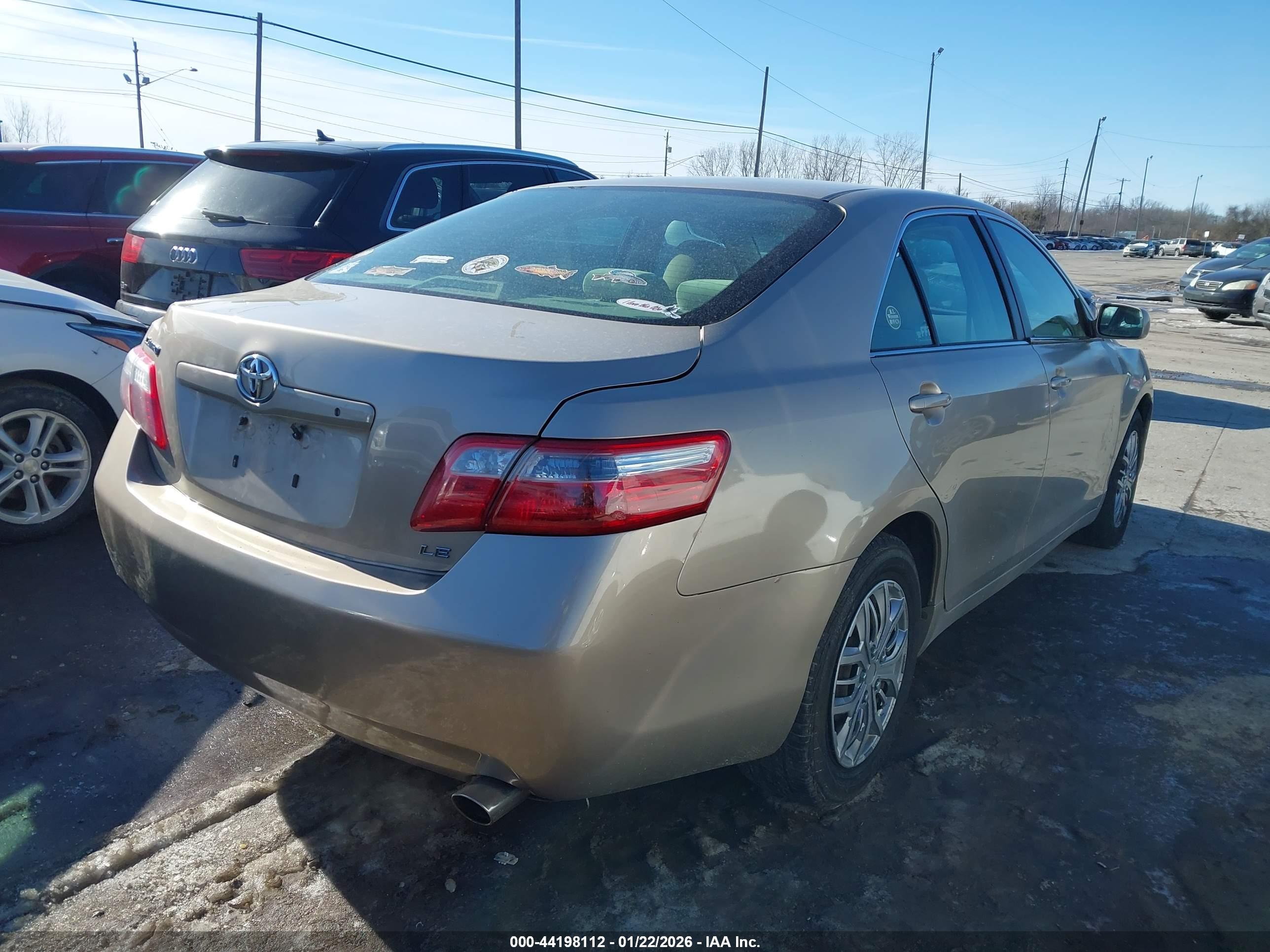 TOYOTA CAMRY image 4