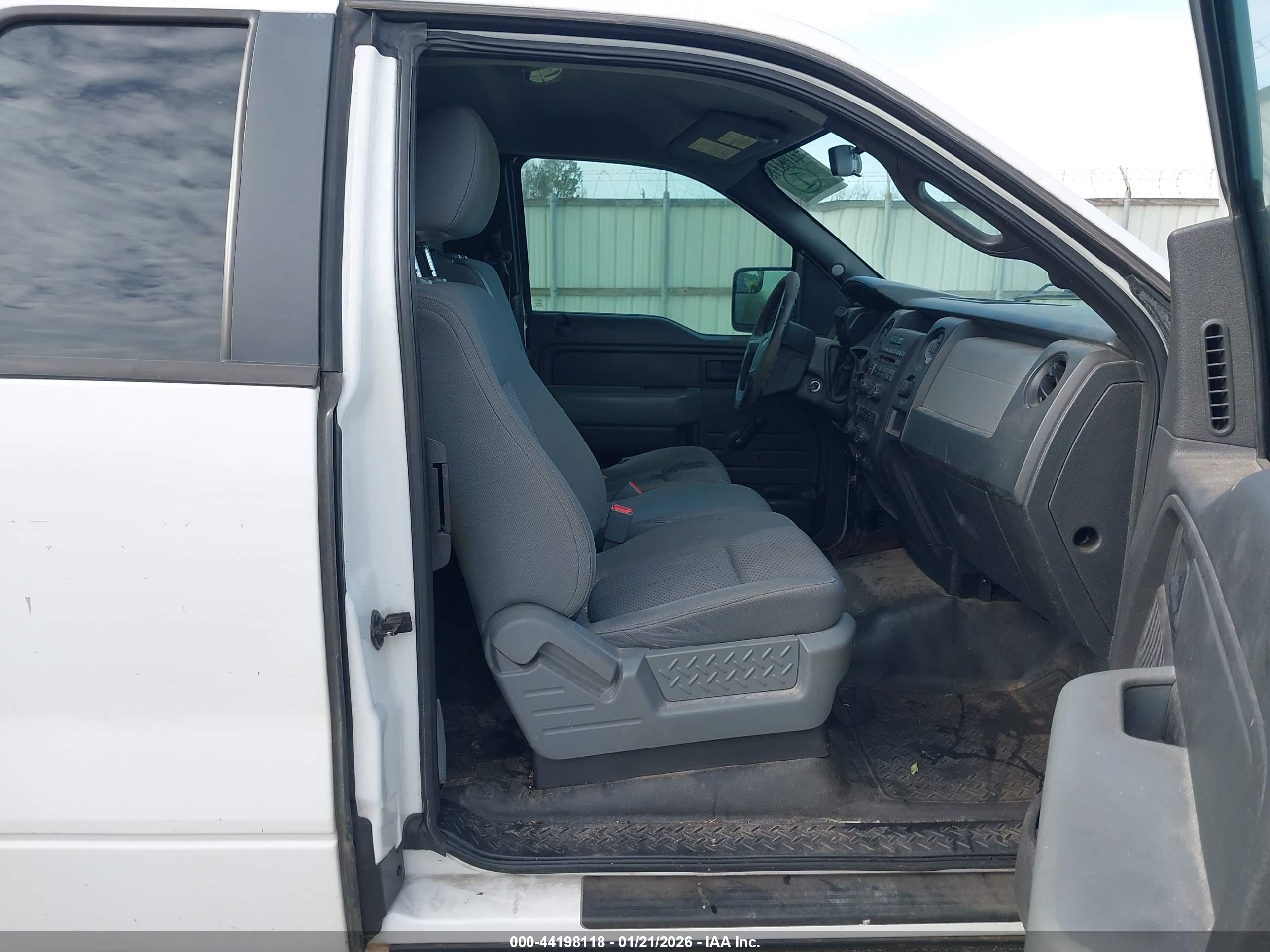 FORD F-150 image 5