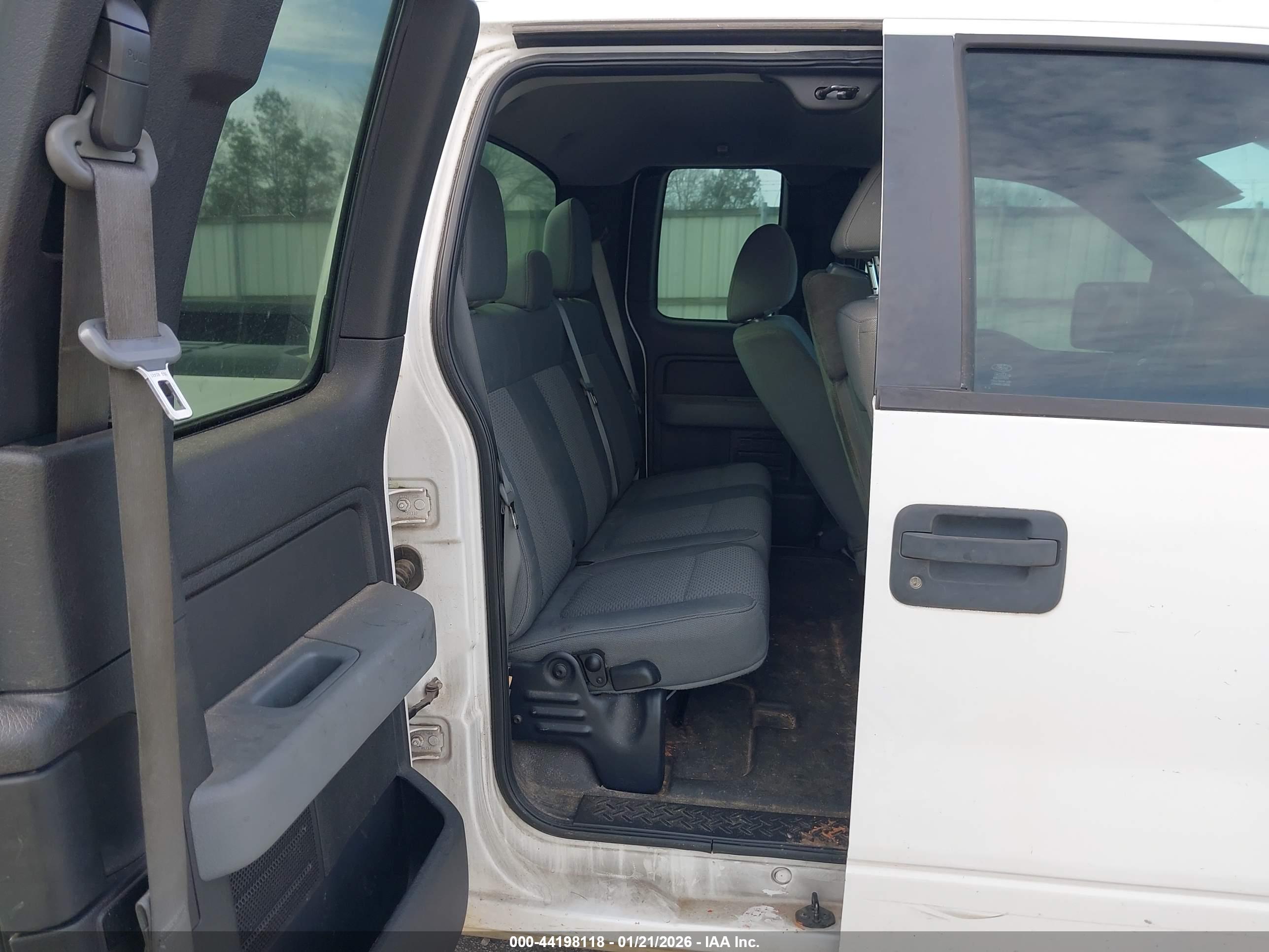 FORD F-150 image 8