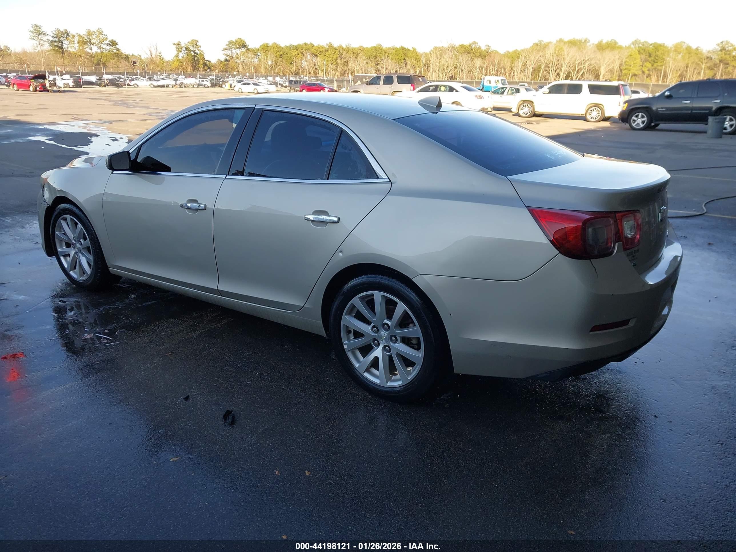 CHEVROLET MALIBU image 3